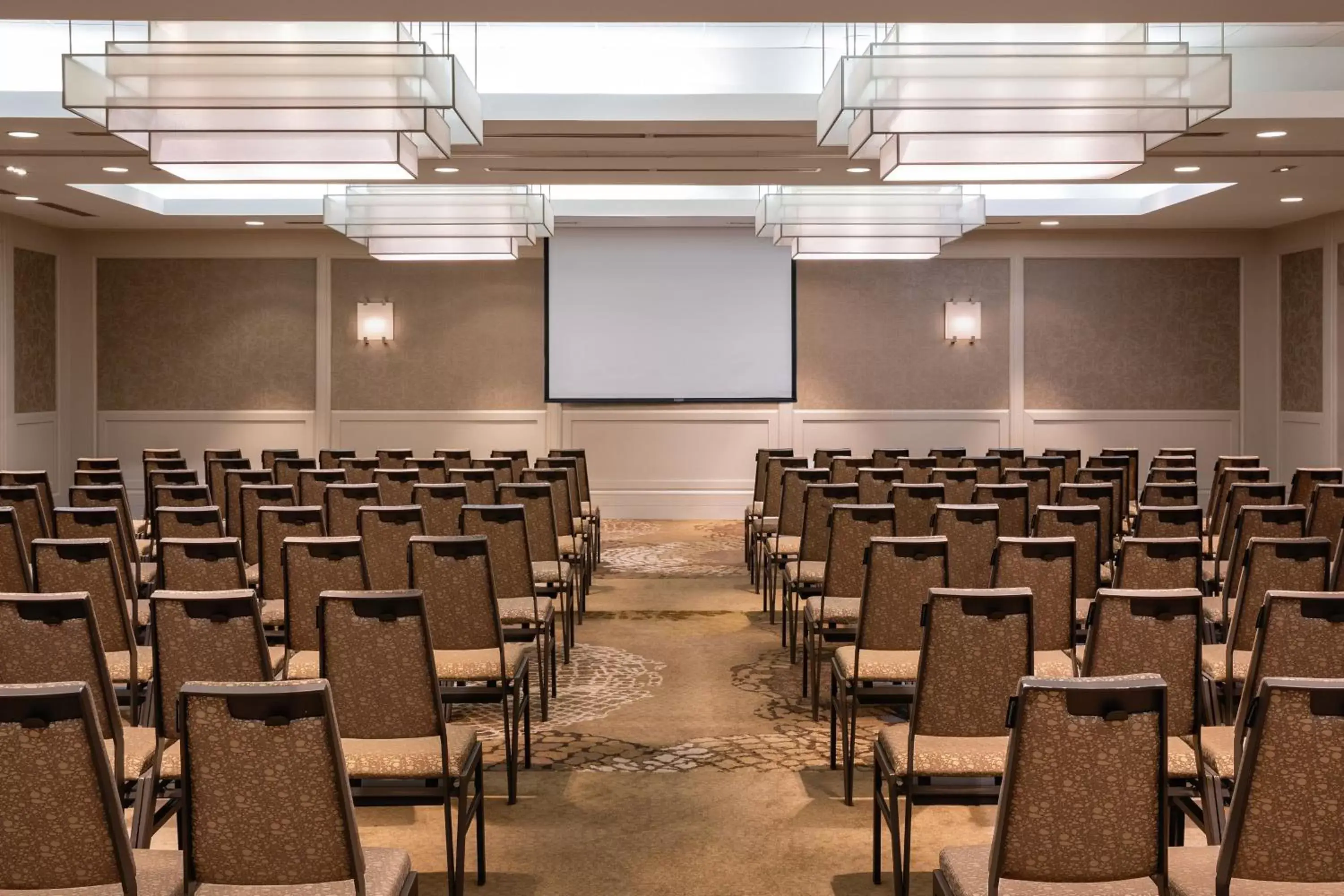 Meeting/conference room in The Westin Southfield Detroit