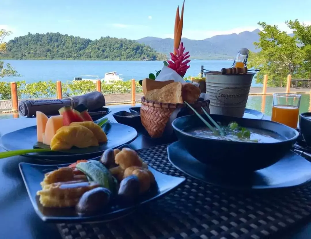 Breakfast in Parama Koh Chang