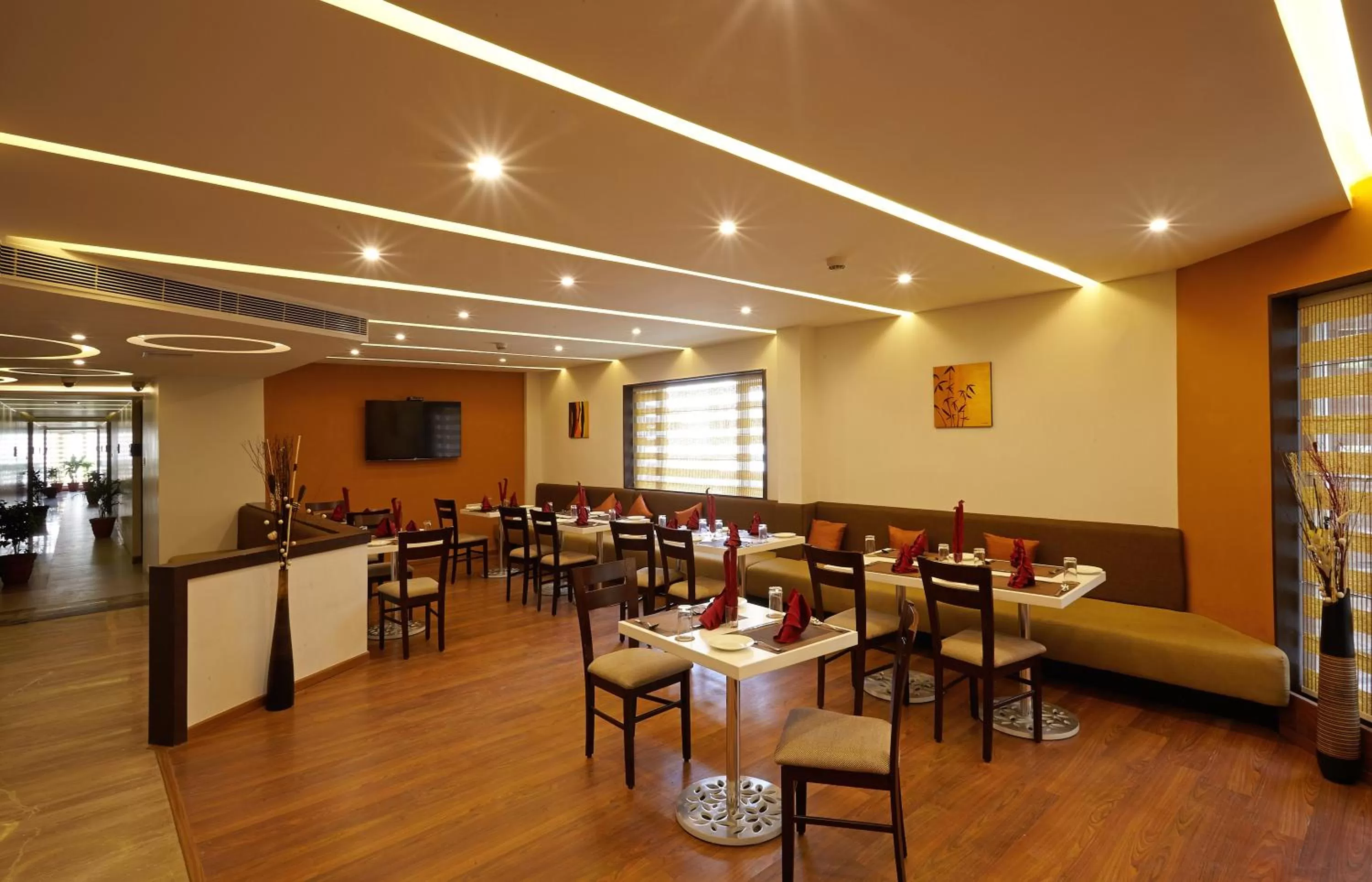 Restaurant/places to eat in Golden Fruits Business Suites