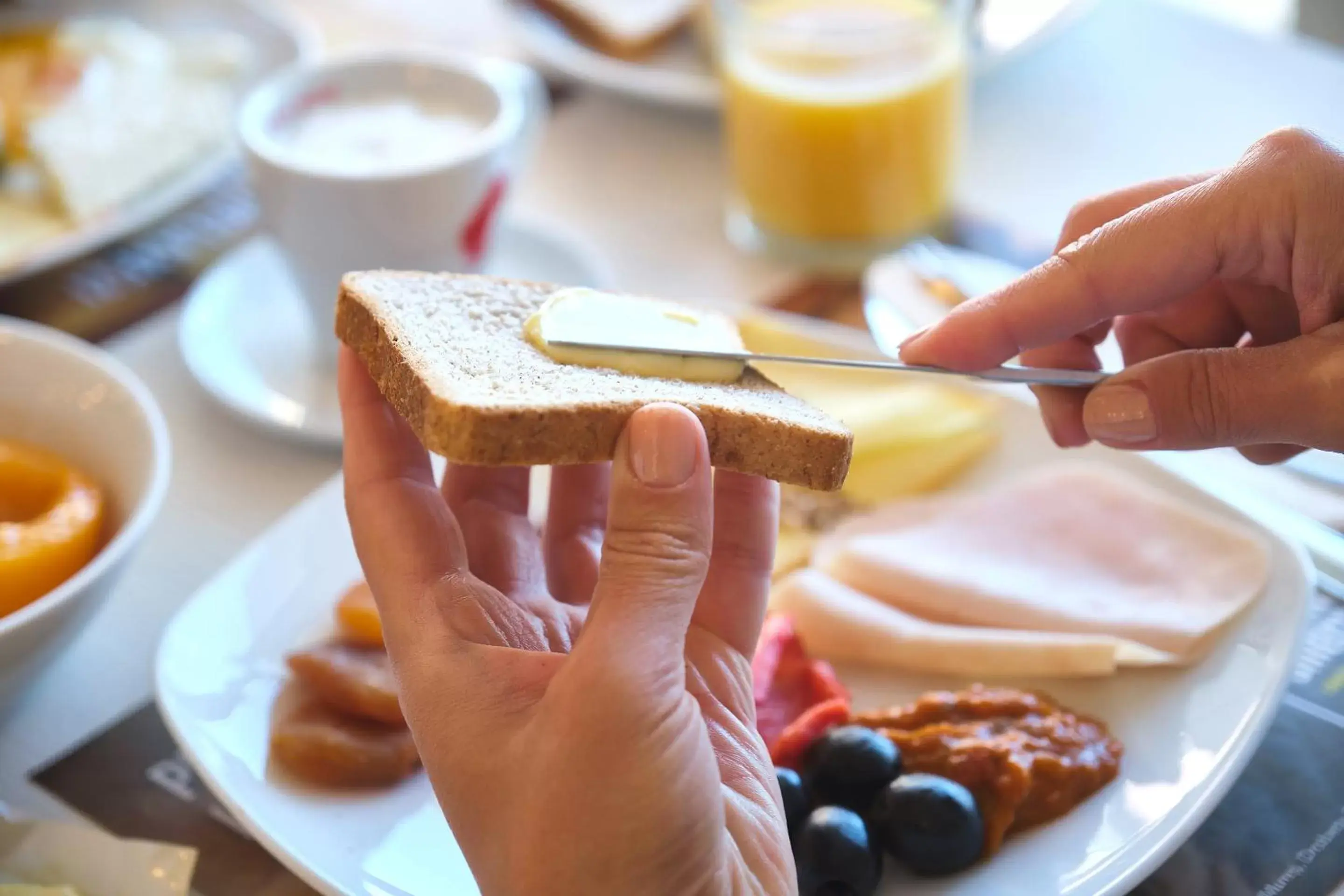 Breakfast in Continental Forum Constanta