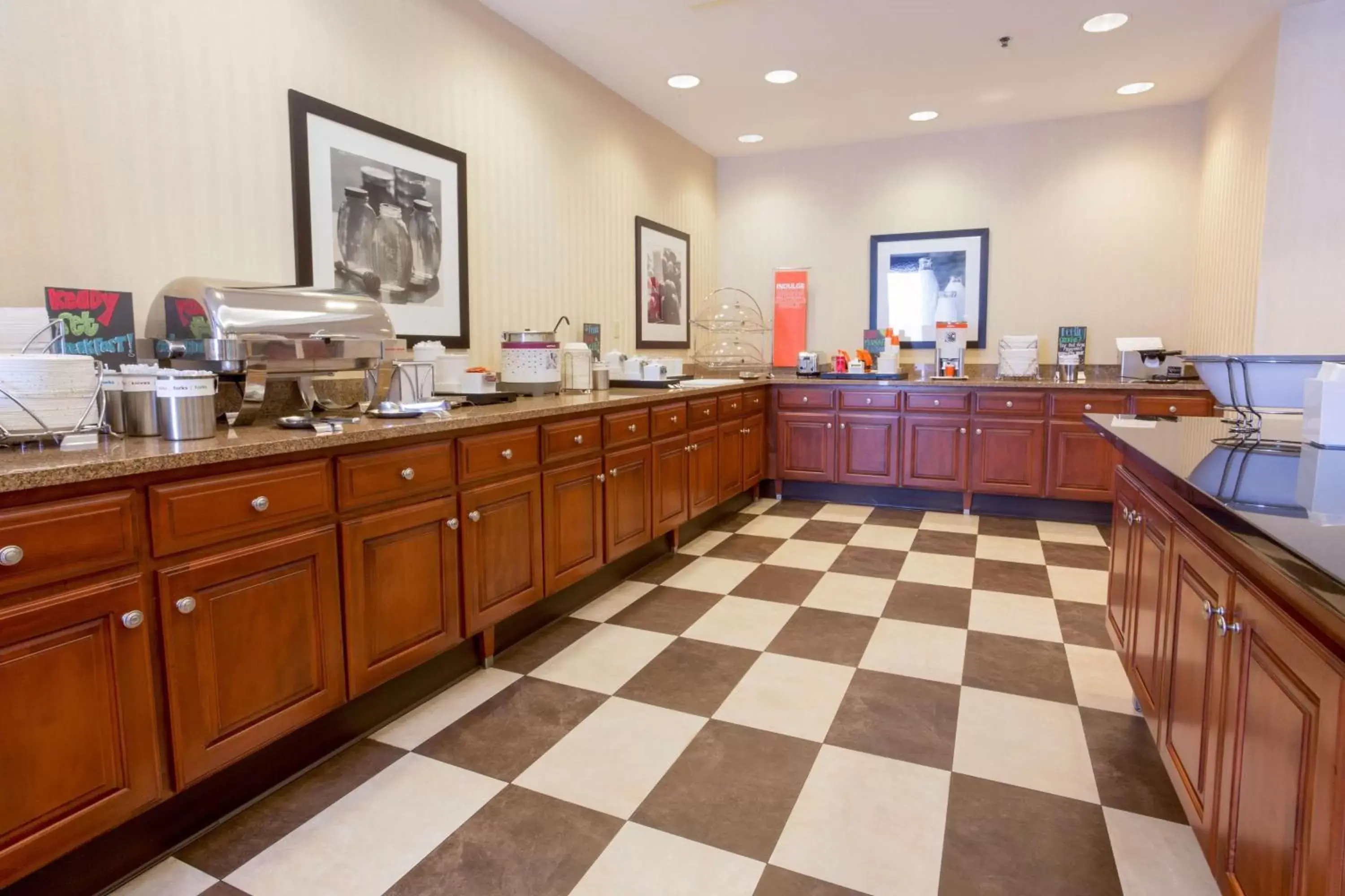 Dining area, Restaurant/Places to Eat in Hampton Inn St. Louis Southwest