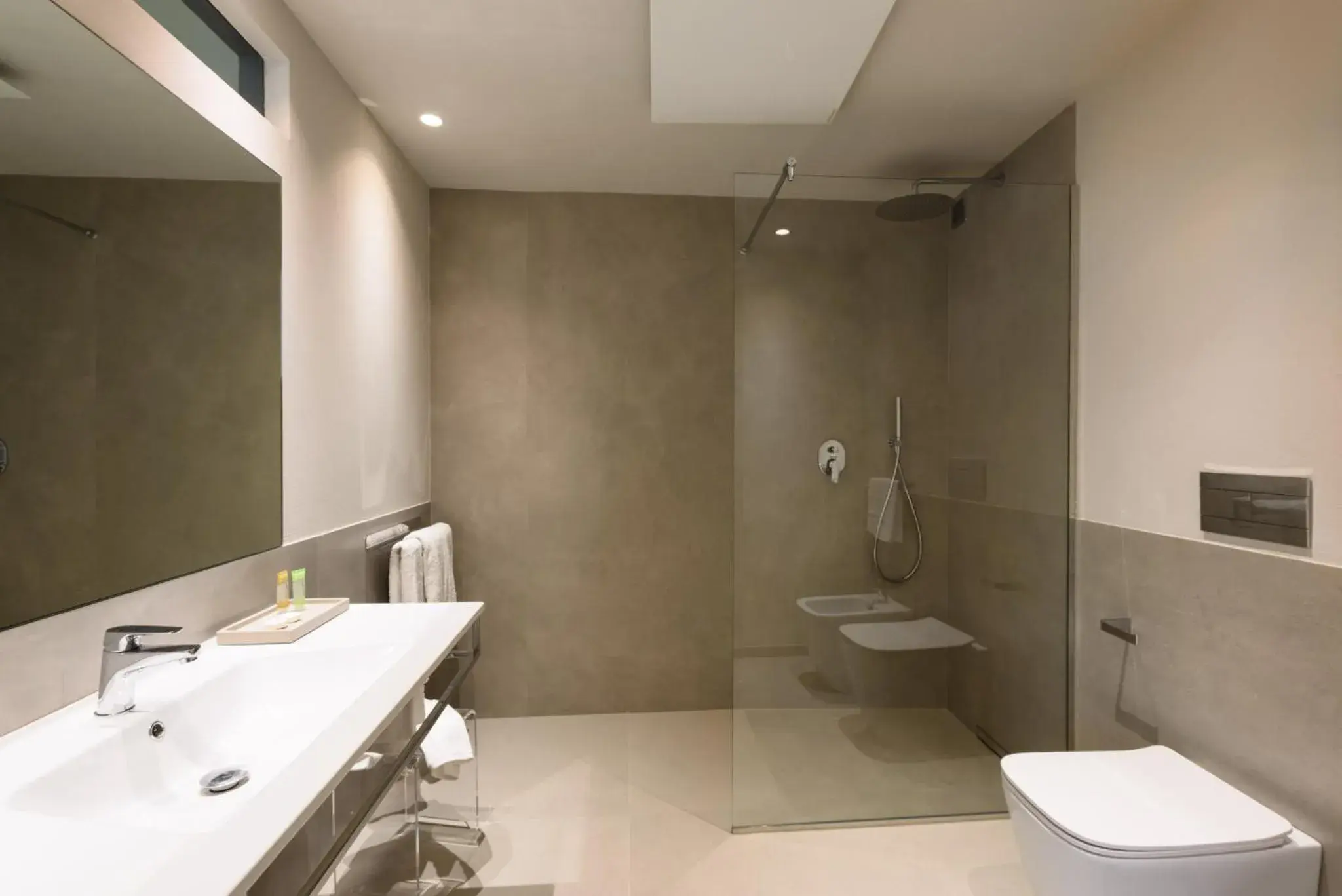 Shower, Bathroom in Palazzo Vasarri - Luxury design suites
