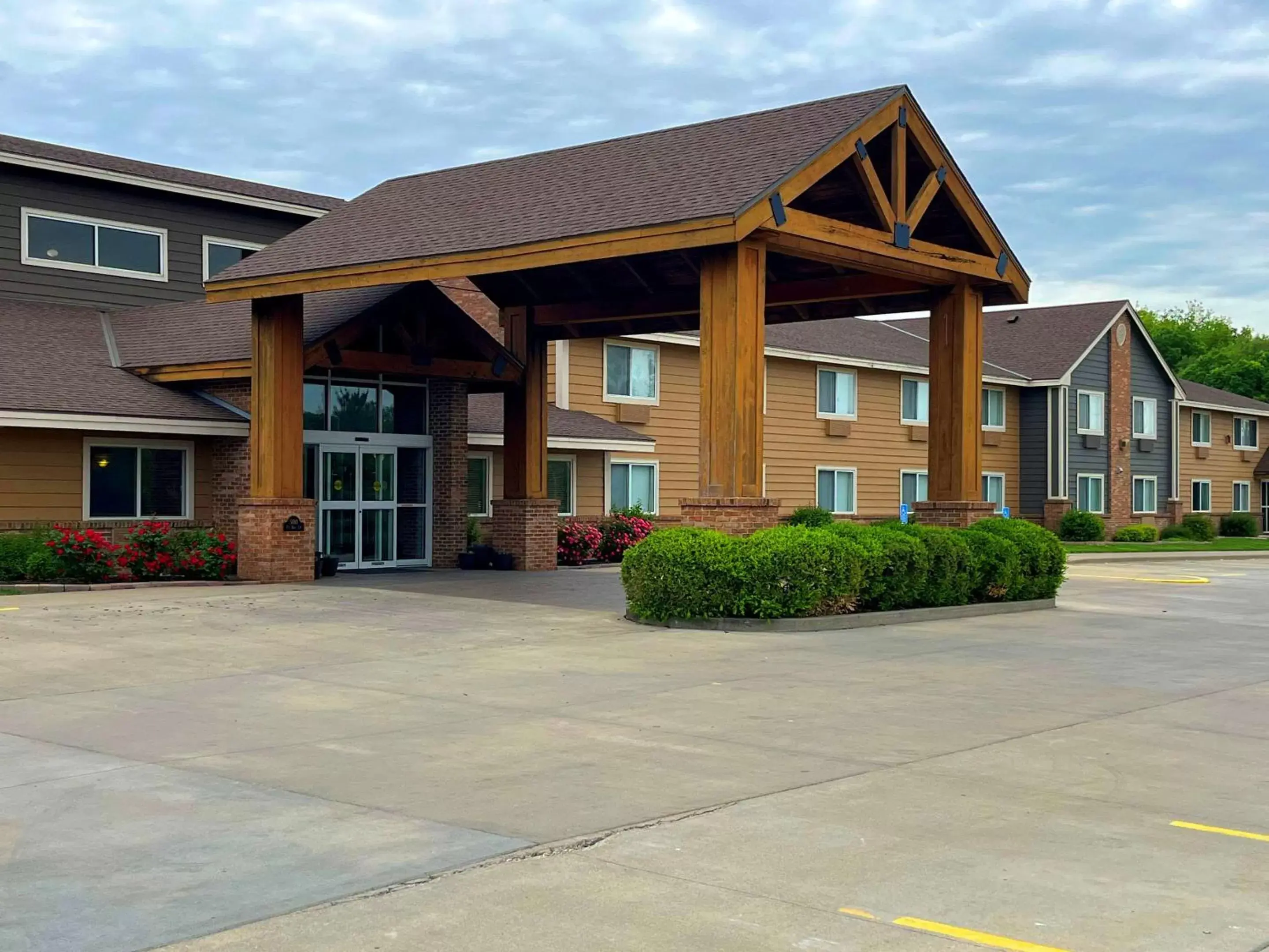 Property Building in Quality Inn Atchison
