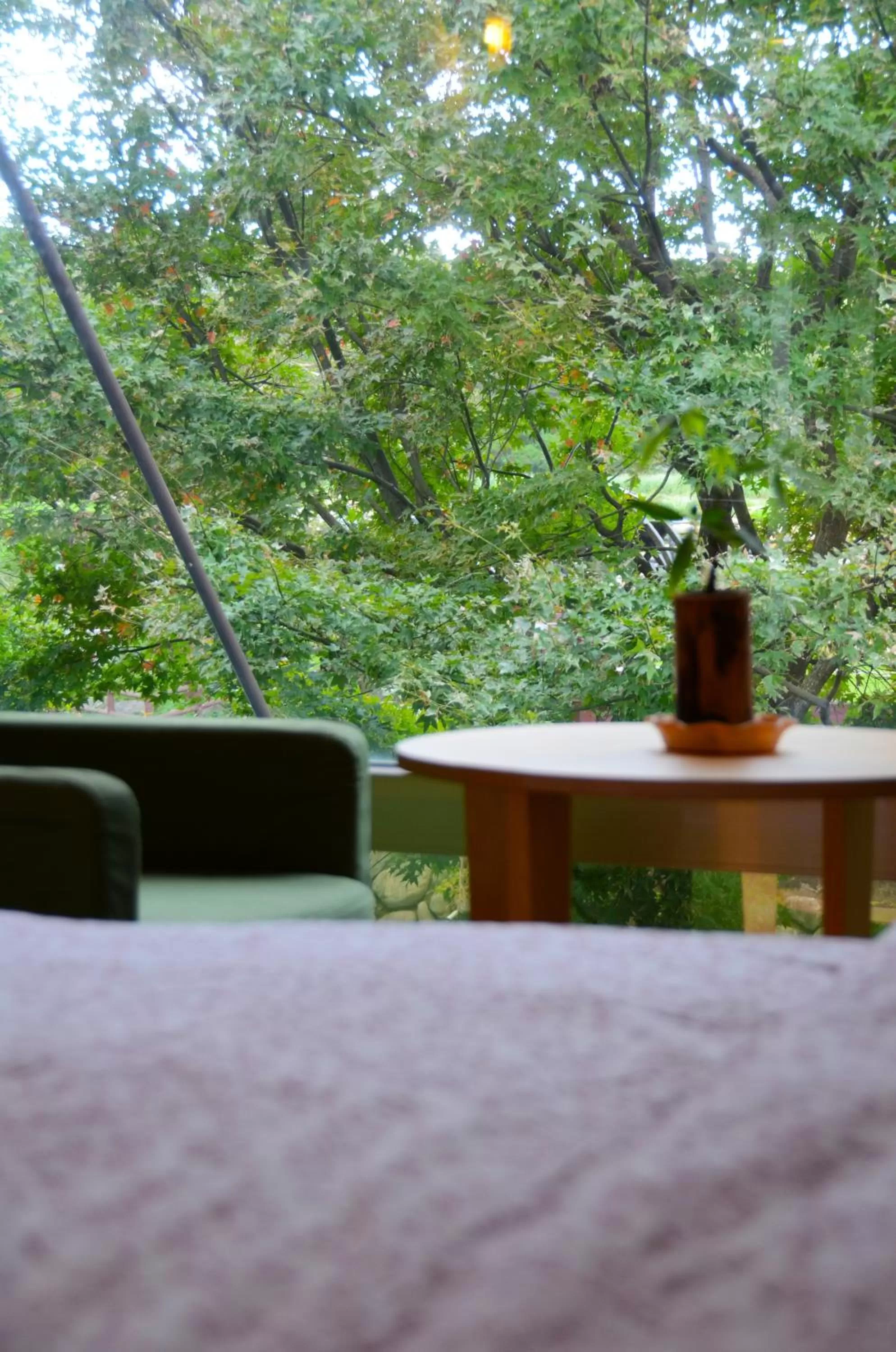 Decorative detail in Rainbow Bridge B&B