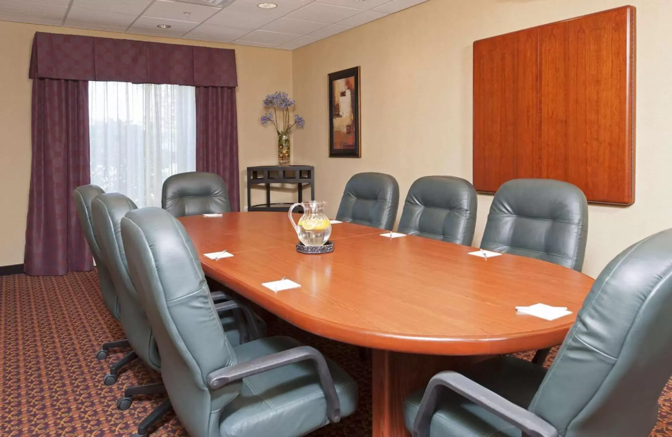 Meeting/conference room in Hampton Inn & Suites Moline-Quad City Int'l Aprt