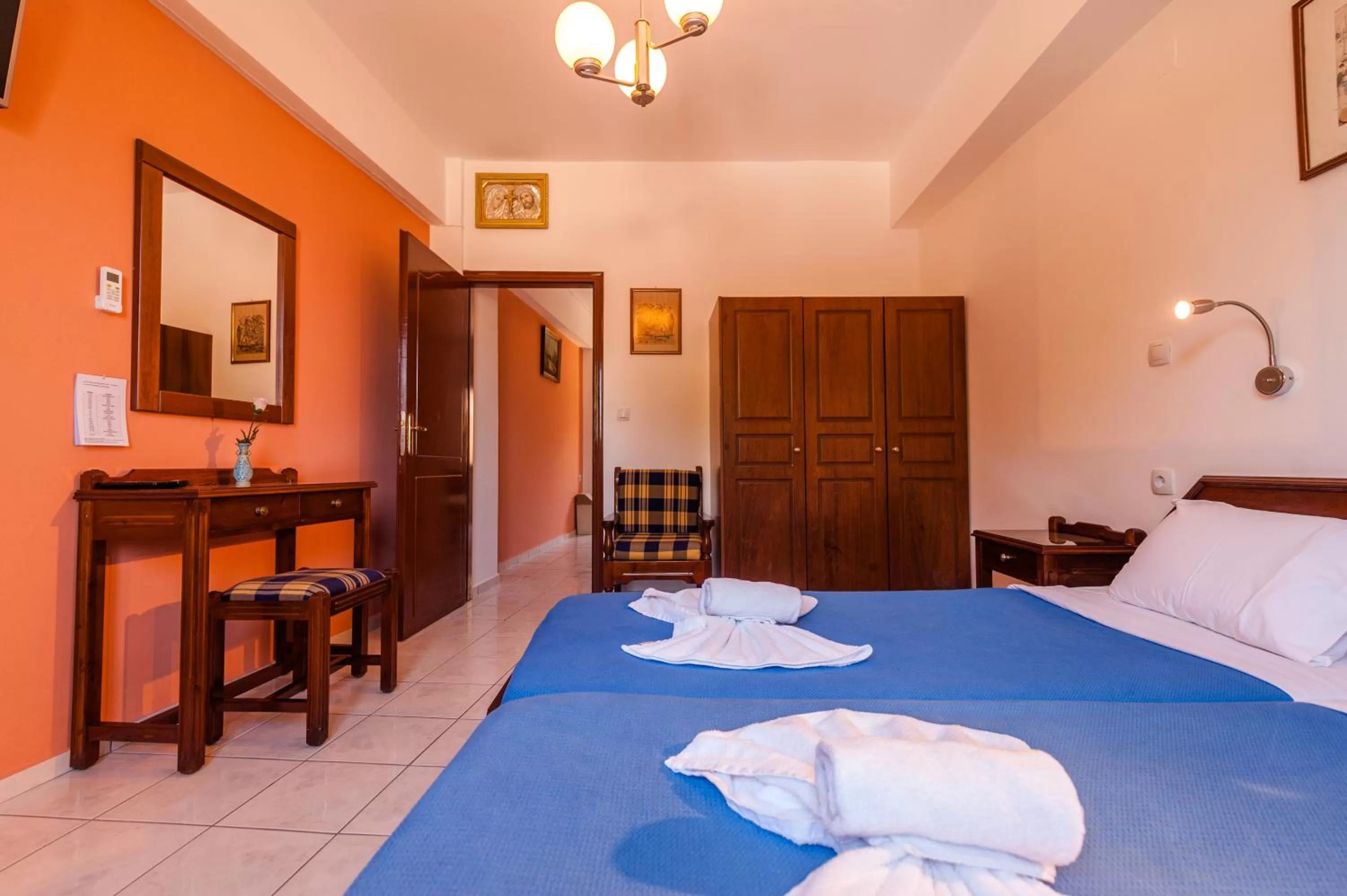 Bedroom, Bed in Poco Loco Bed & Breakfast