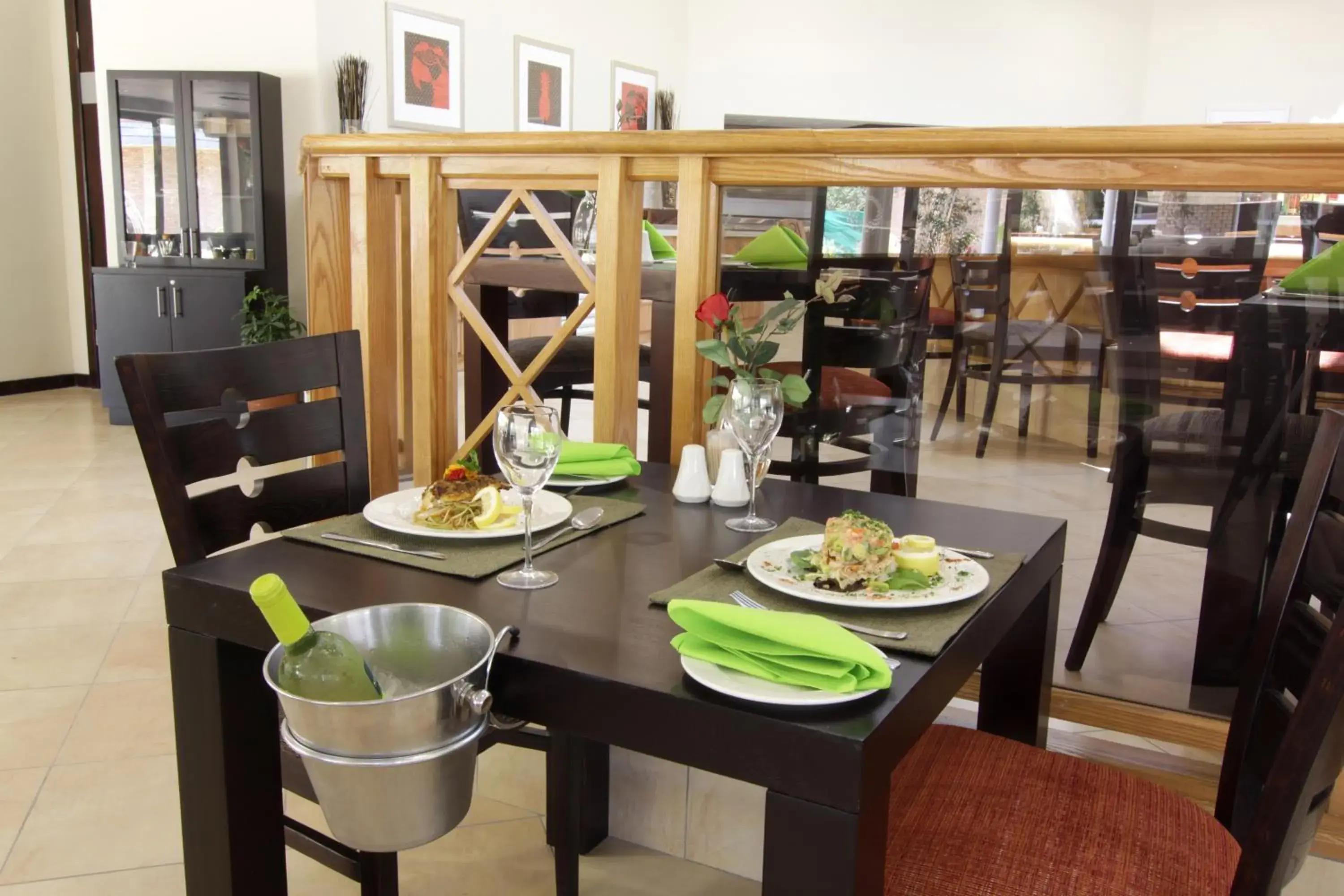 Restaurant/places to eat in Cresta Lodge Gaborone Restaurant/places to eat in Cresta Lodge Gaborone