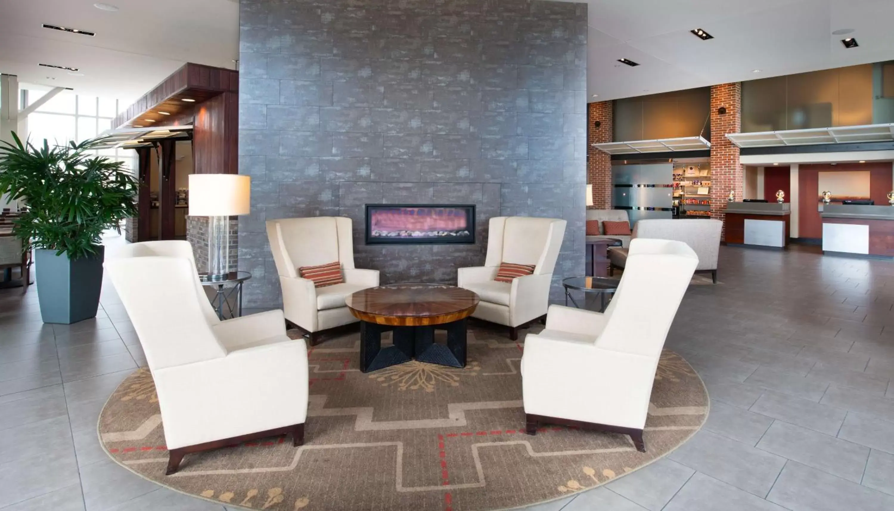 Lobby or reception, Lobby/Reception in DoubleTree Hotel & Suites Charleston Airport