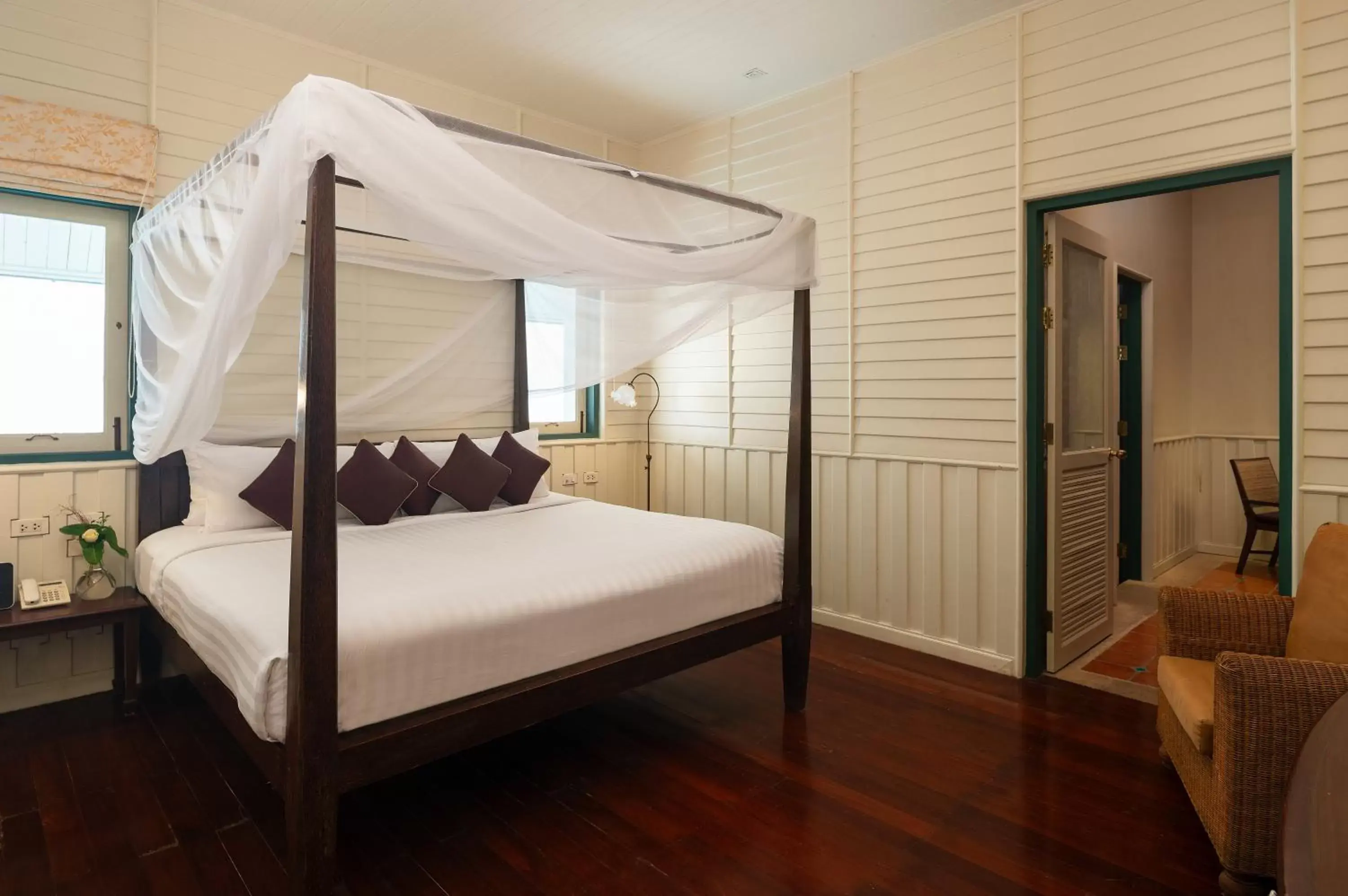 Bedroom, Bed in Buddy Oriental Riverside