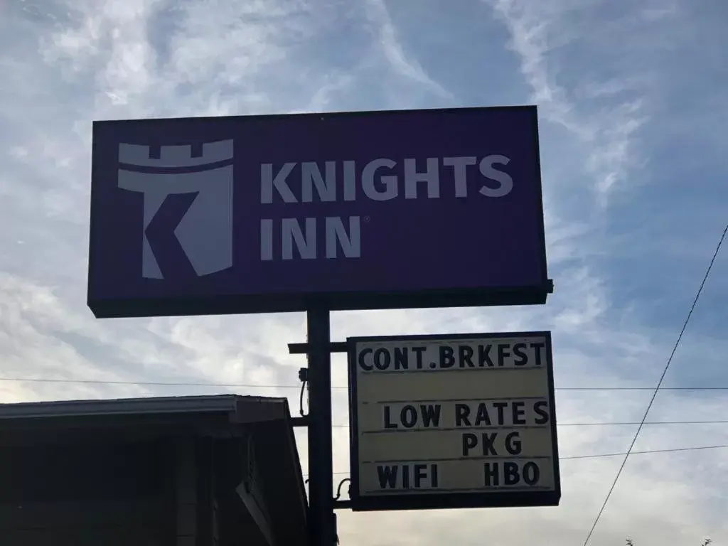 Knights Inn - Baker City
