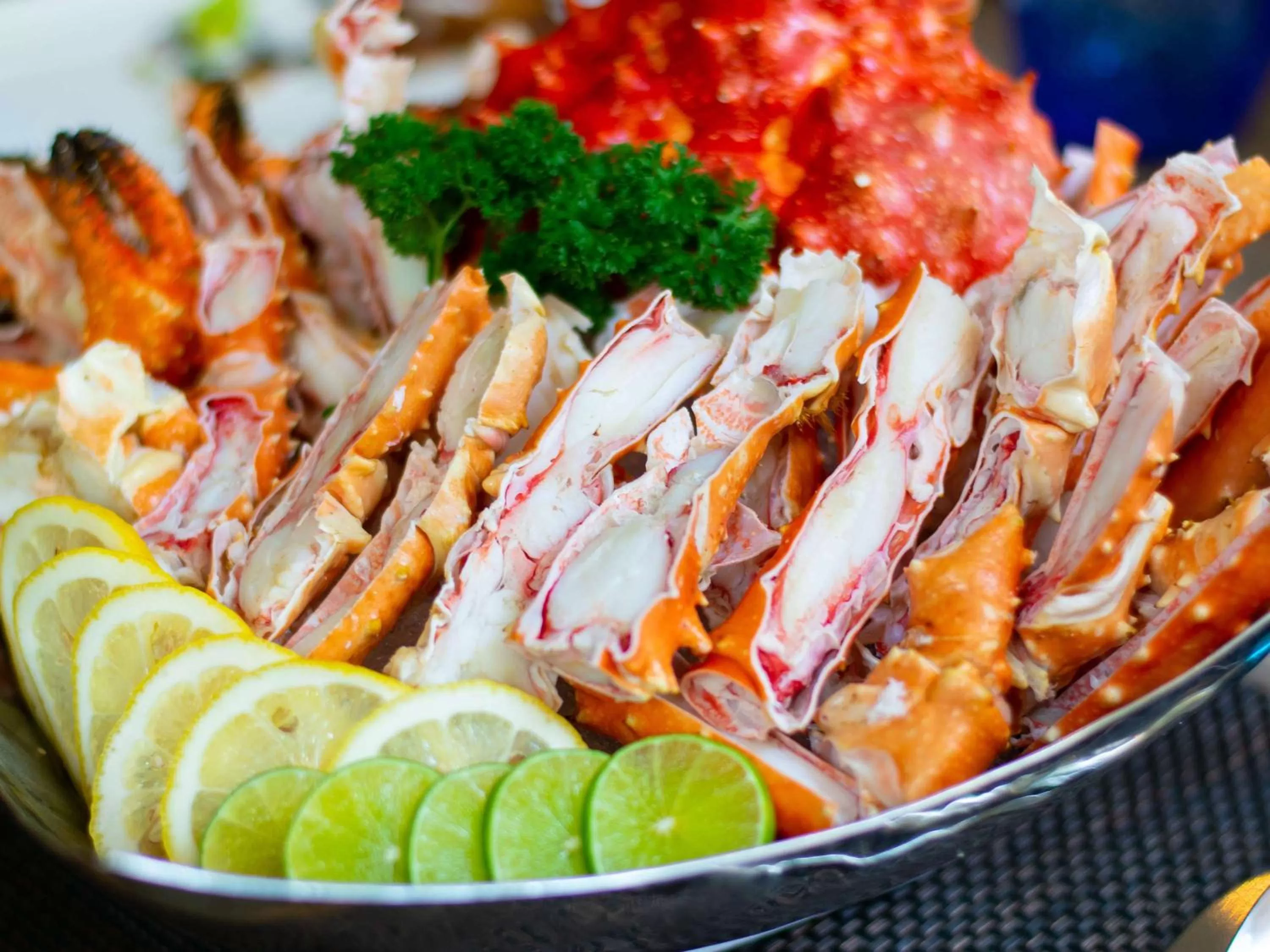 Restaurant/places to eat in Swissotel Bangkok Ratchada