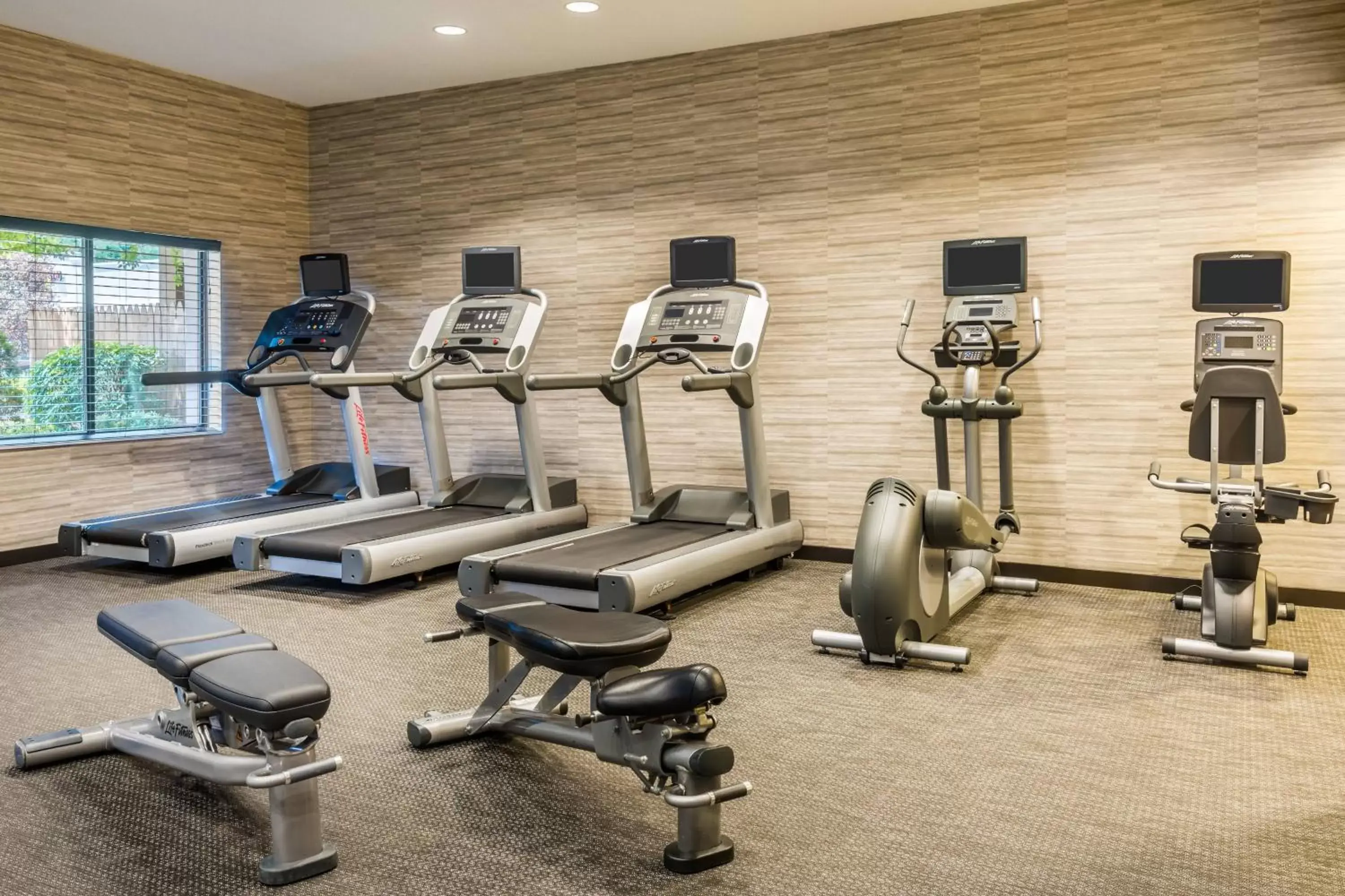 Fitness centre/facilities, Fitness Center/Facilities in Courtyard by Marriott Danbury
