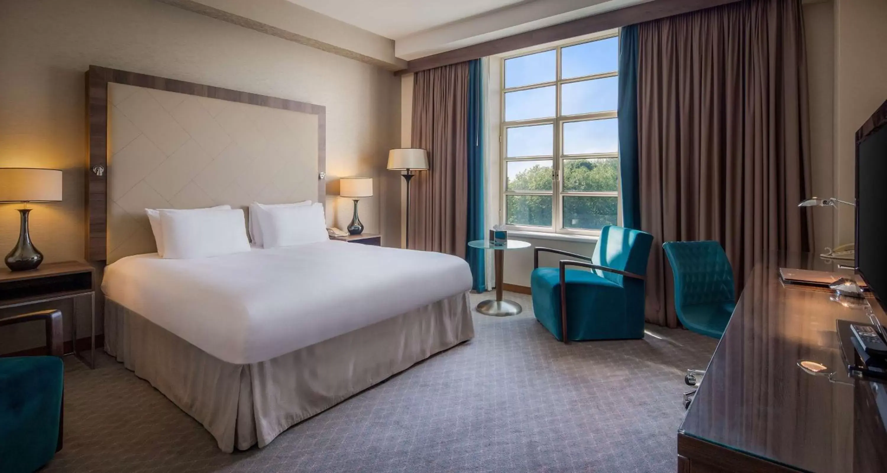Bedroom in Hilton Cardiff
