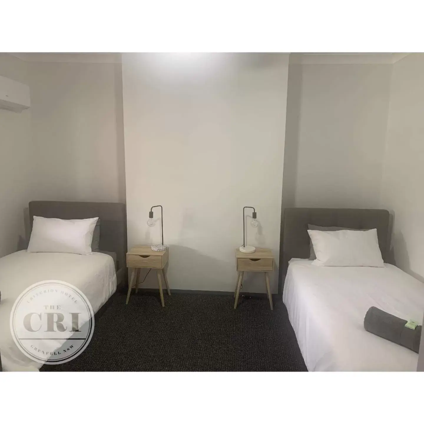 Photo of the whole room, Bed in Criterion Hotel Grenfell