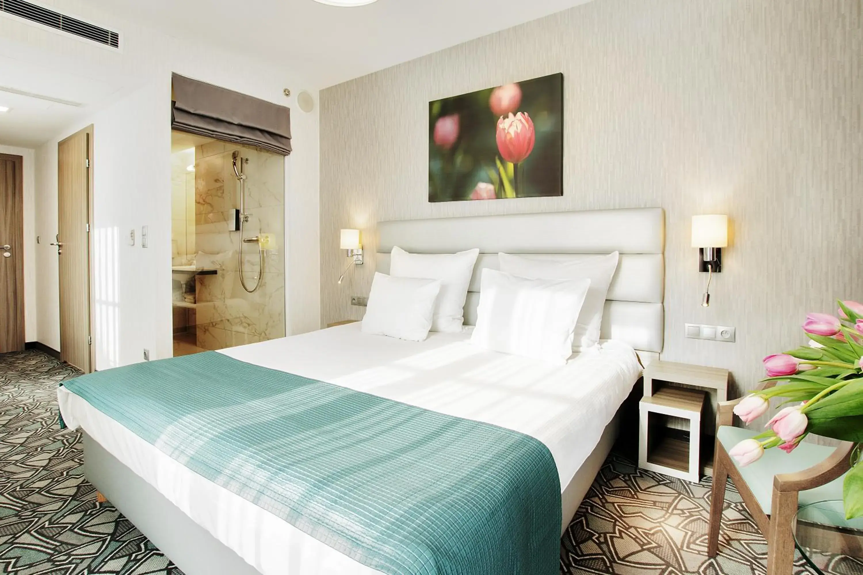 Bed in Golden Tulip Krakow Kazimierz Bed in Golden Tulip Krakow Kazimierz