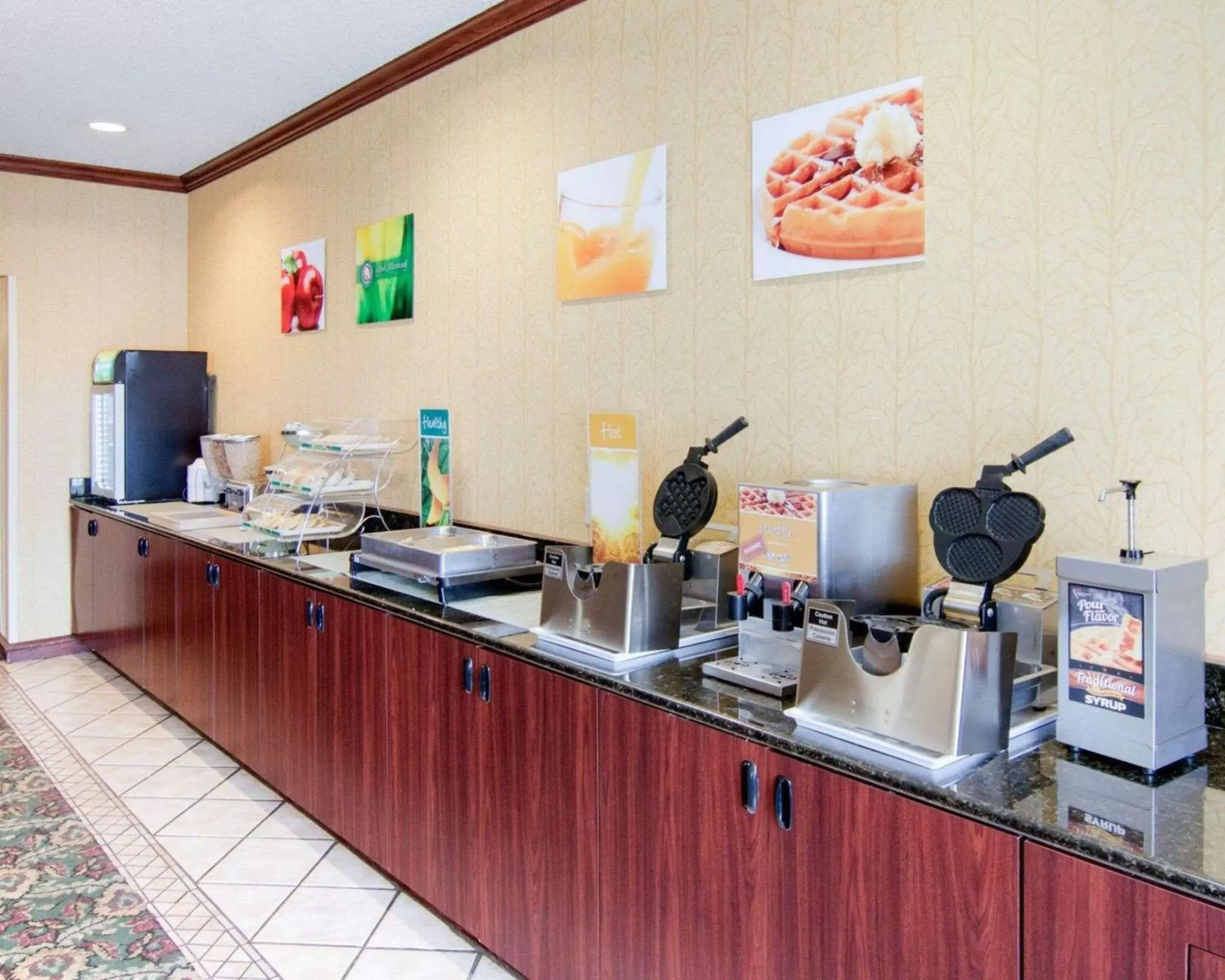 Restaurant/places to eat in Quality Inn Midland South Restaurant/places to eat in Quality Inn Midland South