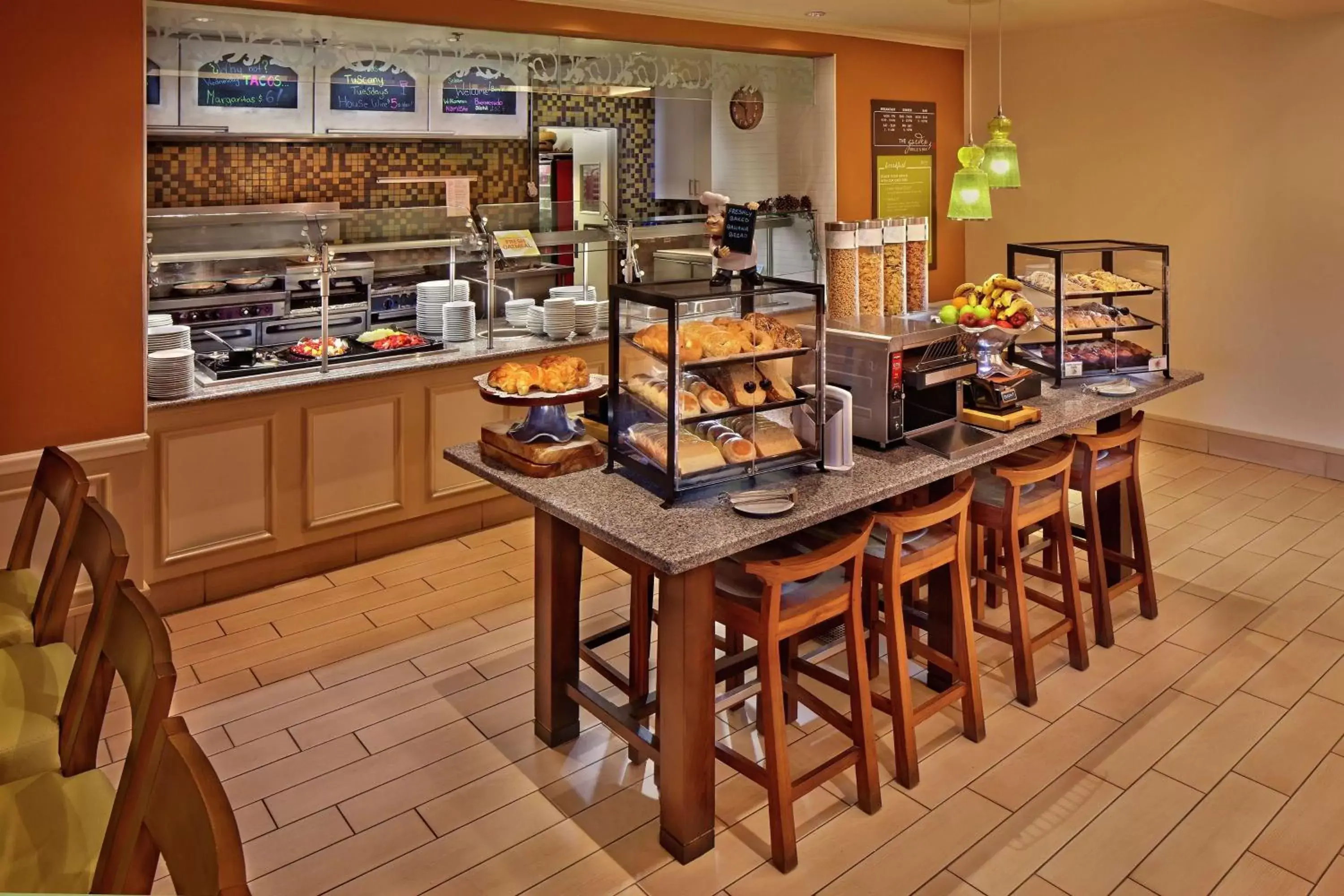 Dining area, Restaurant/Places to Eat in Hilton Garden Inn Danbury