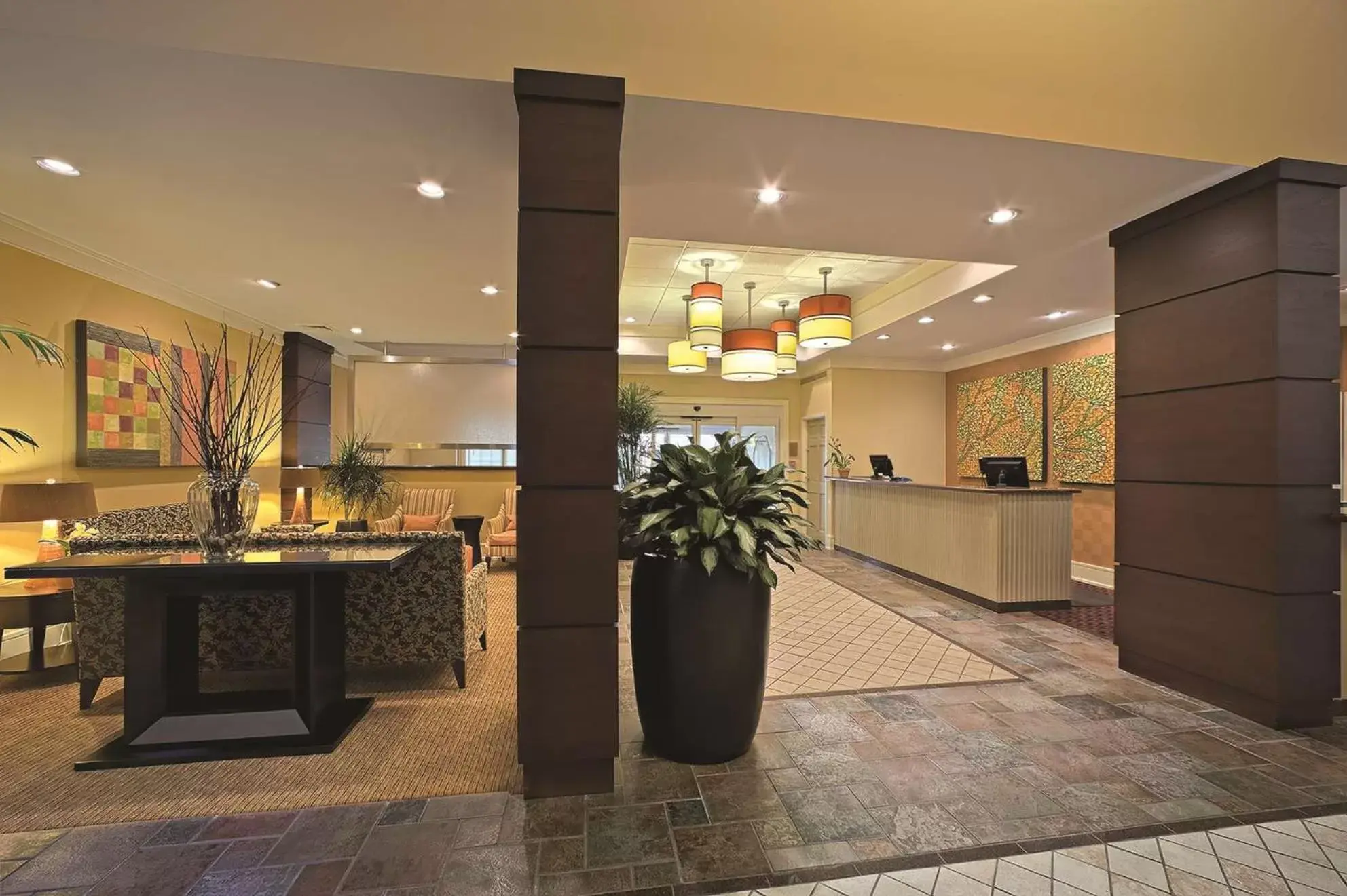 Lobby or reception, Lobby/Reception in Doubletree Suites by Hilton at The Battery Atlanta