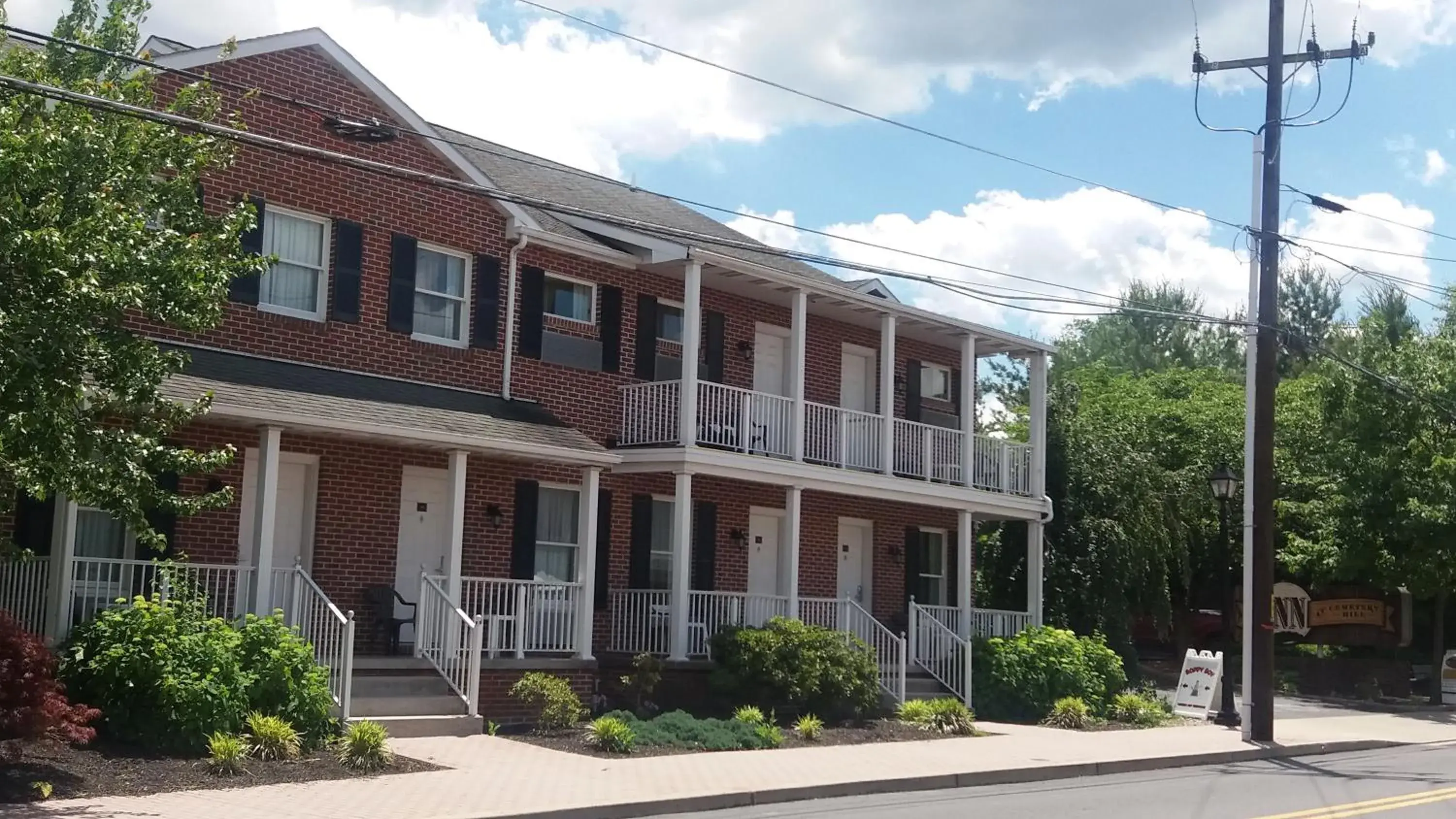 Street view in Inn at Cemetery Hill