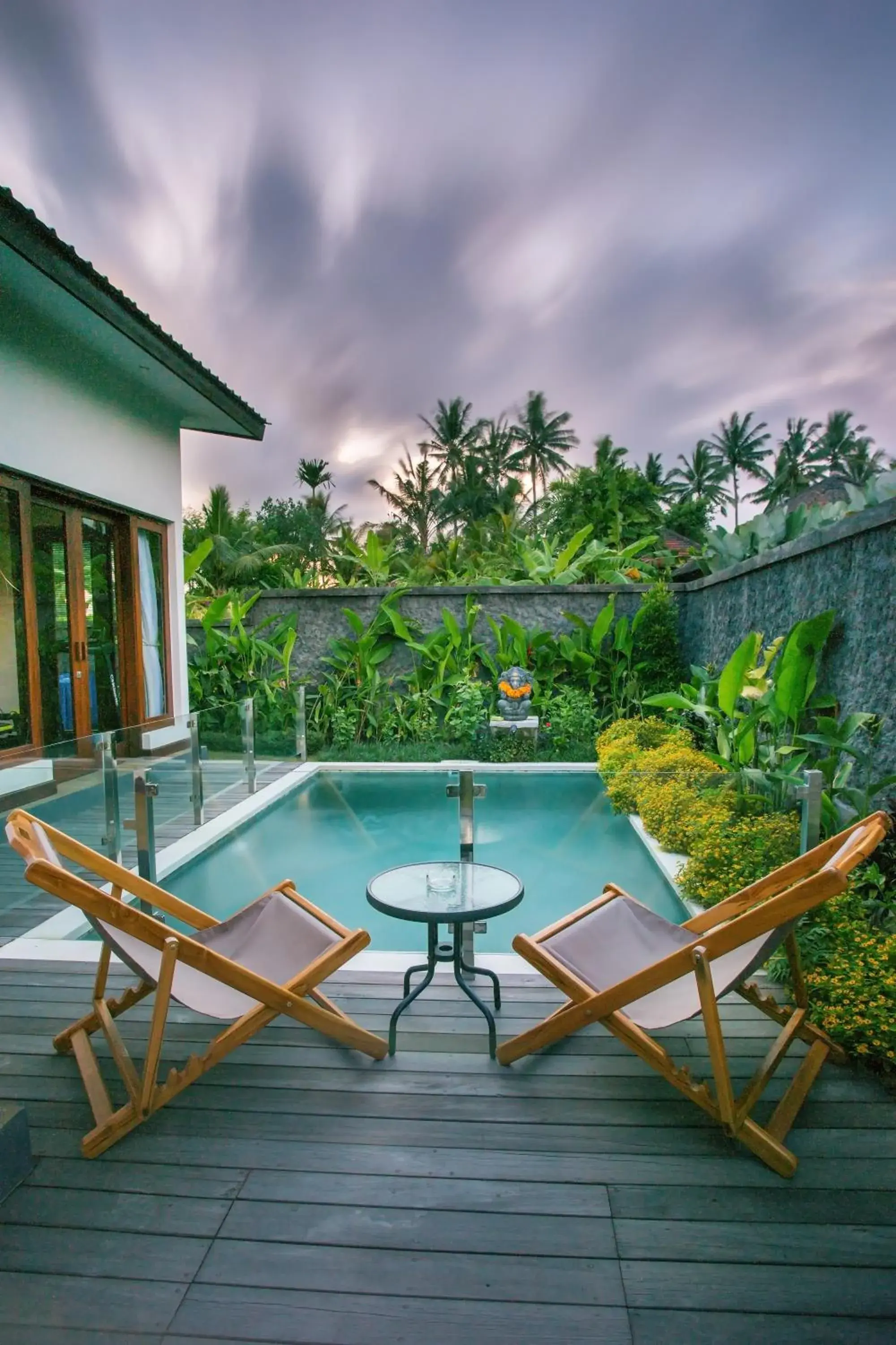 Swimming Pool in The Samara Villas & Restaurant