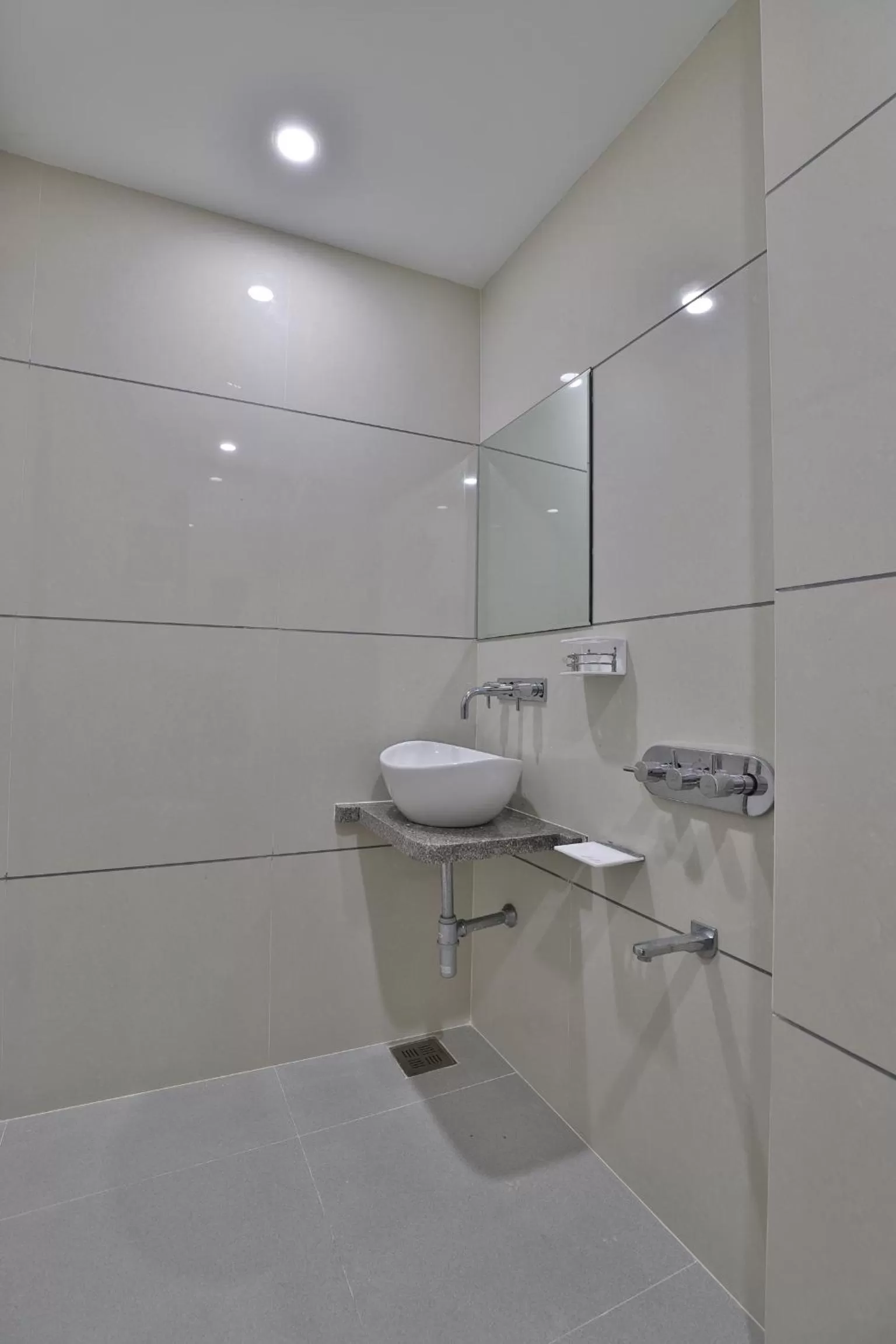 Bathroom in HOTEL LE GRAND