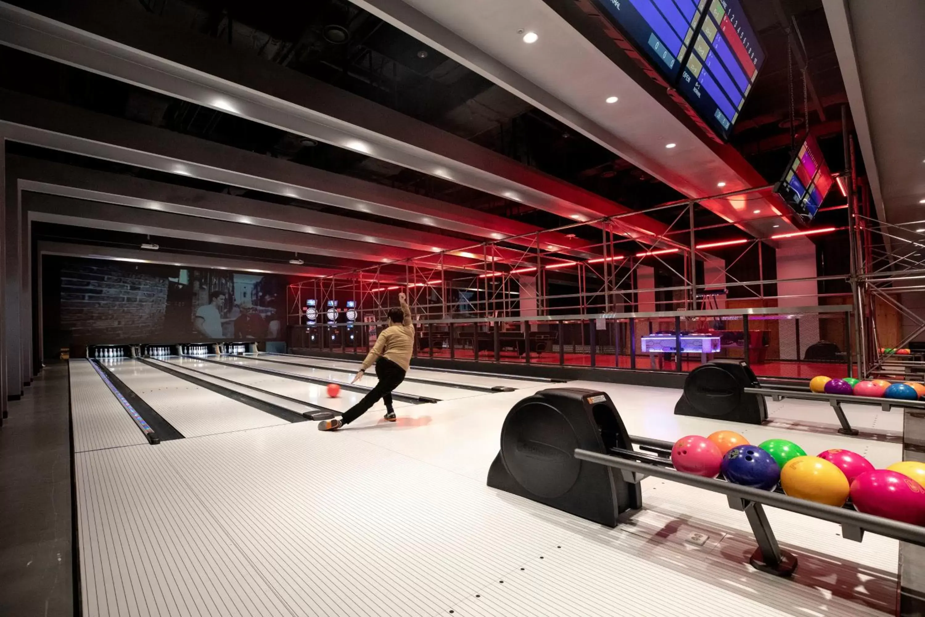 Bowling, Fitness Center/Facilities in Jeju Shinhwa World Landing Resort