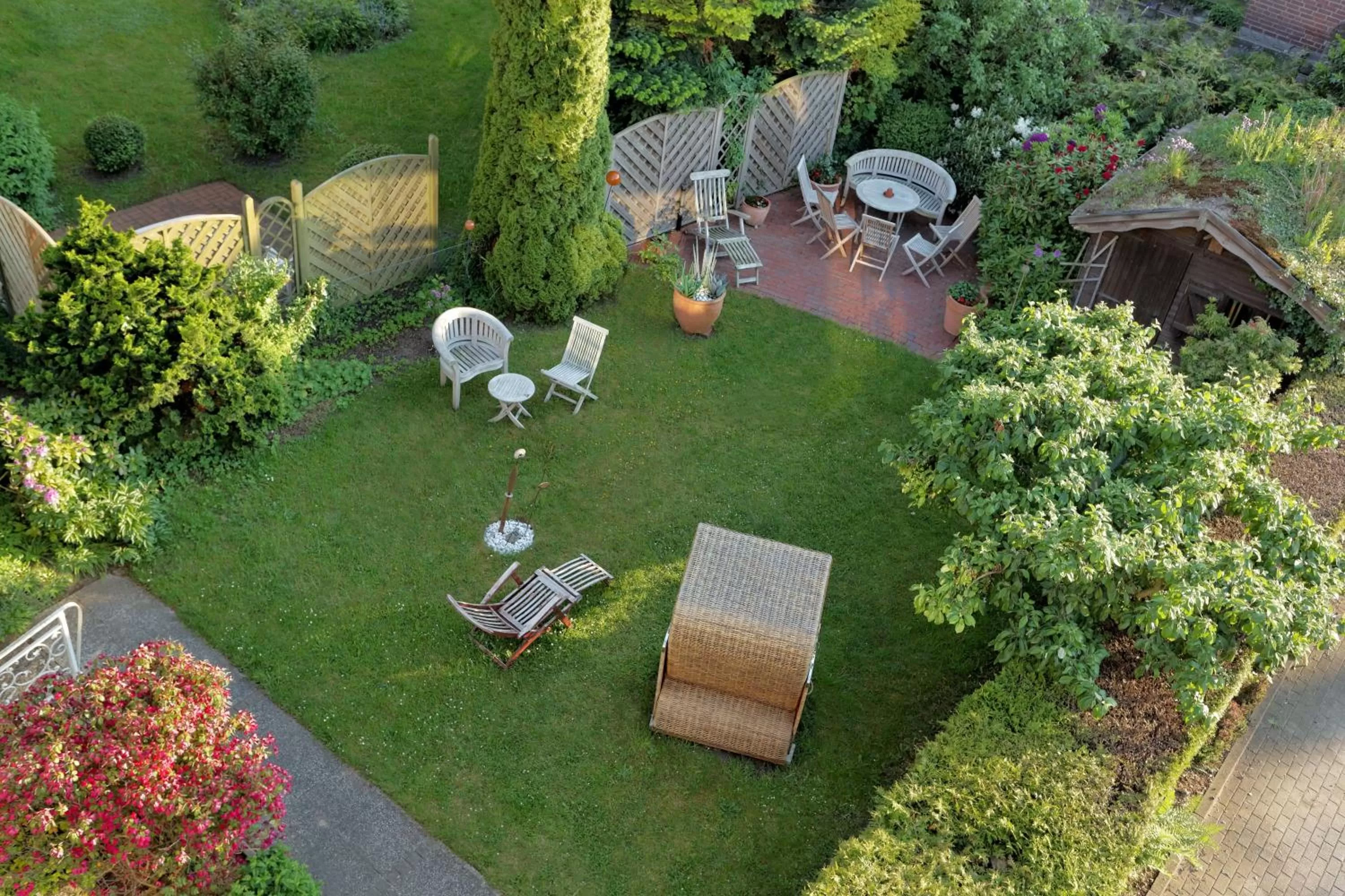 Garden in Büngers Apartment-Hotel mit Gartensauna - modern, gemütlich und strandnah