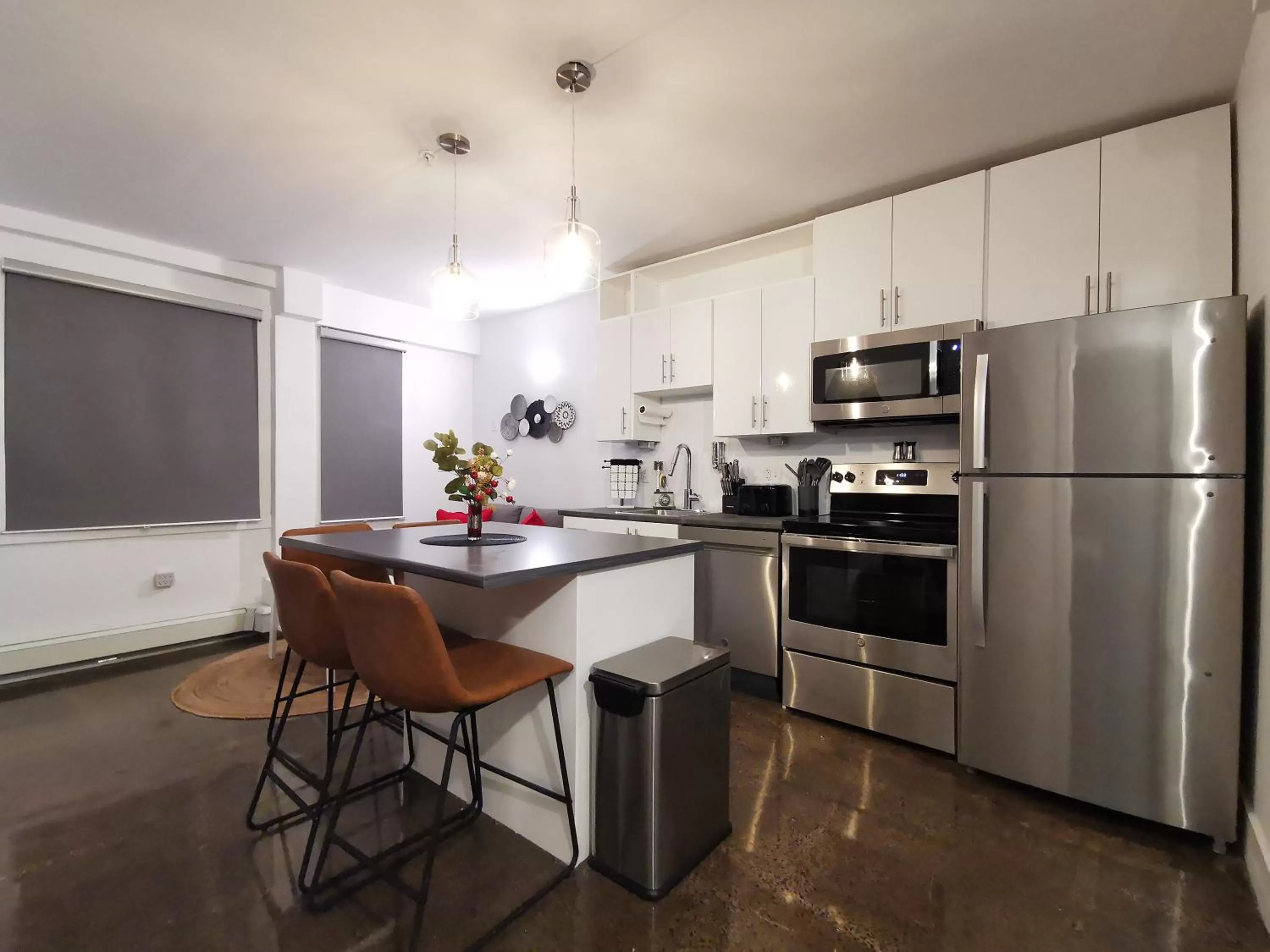 Cameo Hotel and Suites