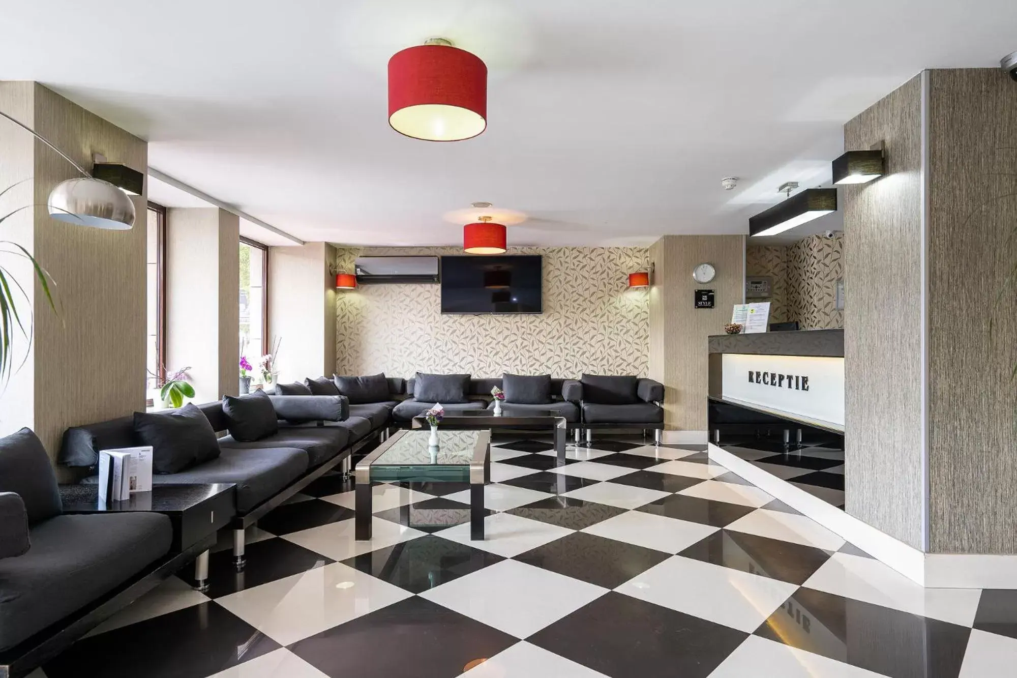 Lobby or reception in Hotel Parliament Lobby or reception in Hotel Parliament