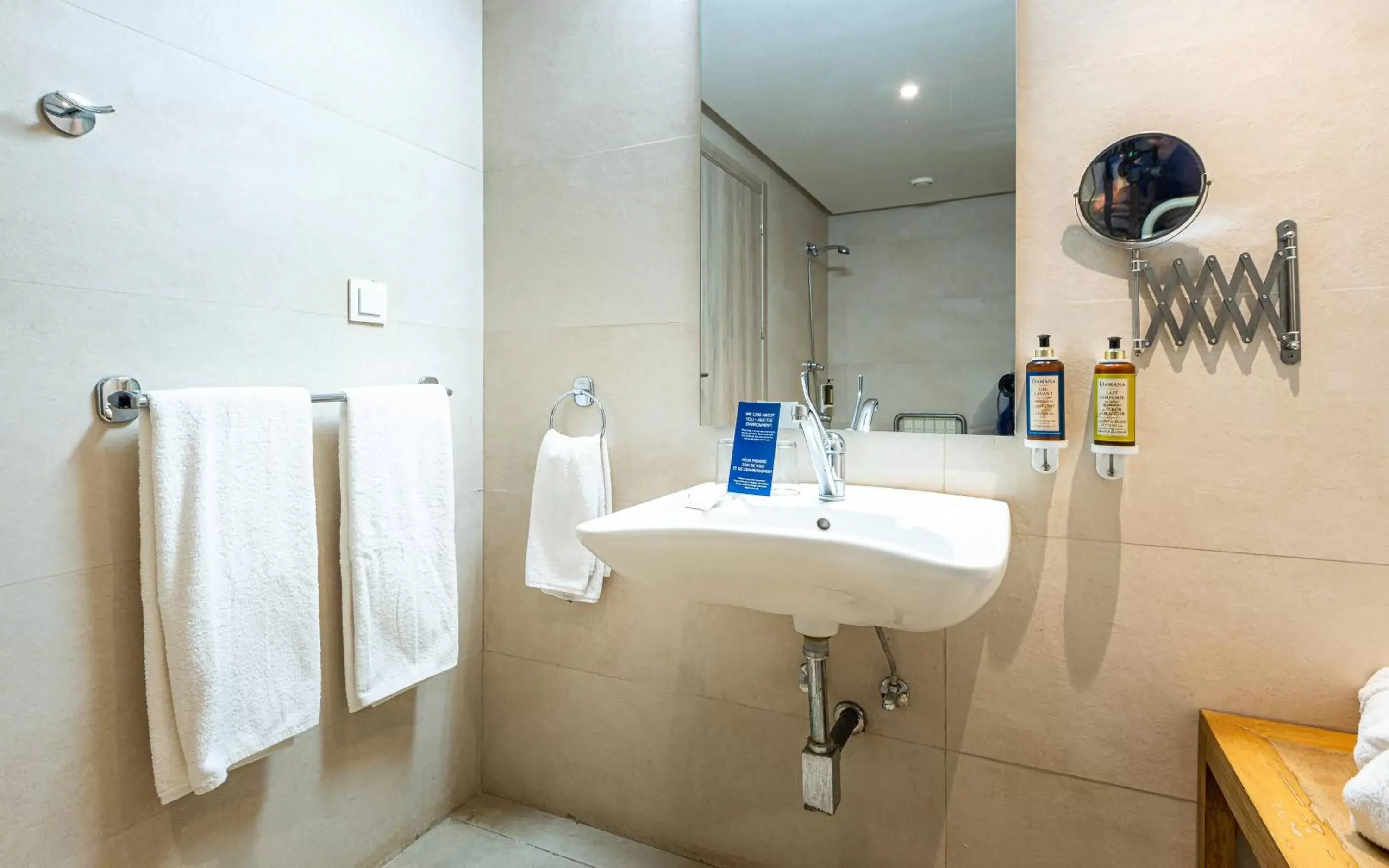 Bathroom in TUI BLUE Medina Gardens - Adults Only - All Inclusive