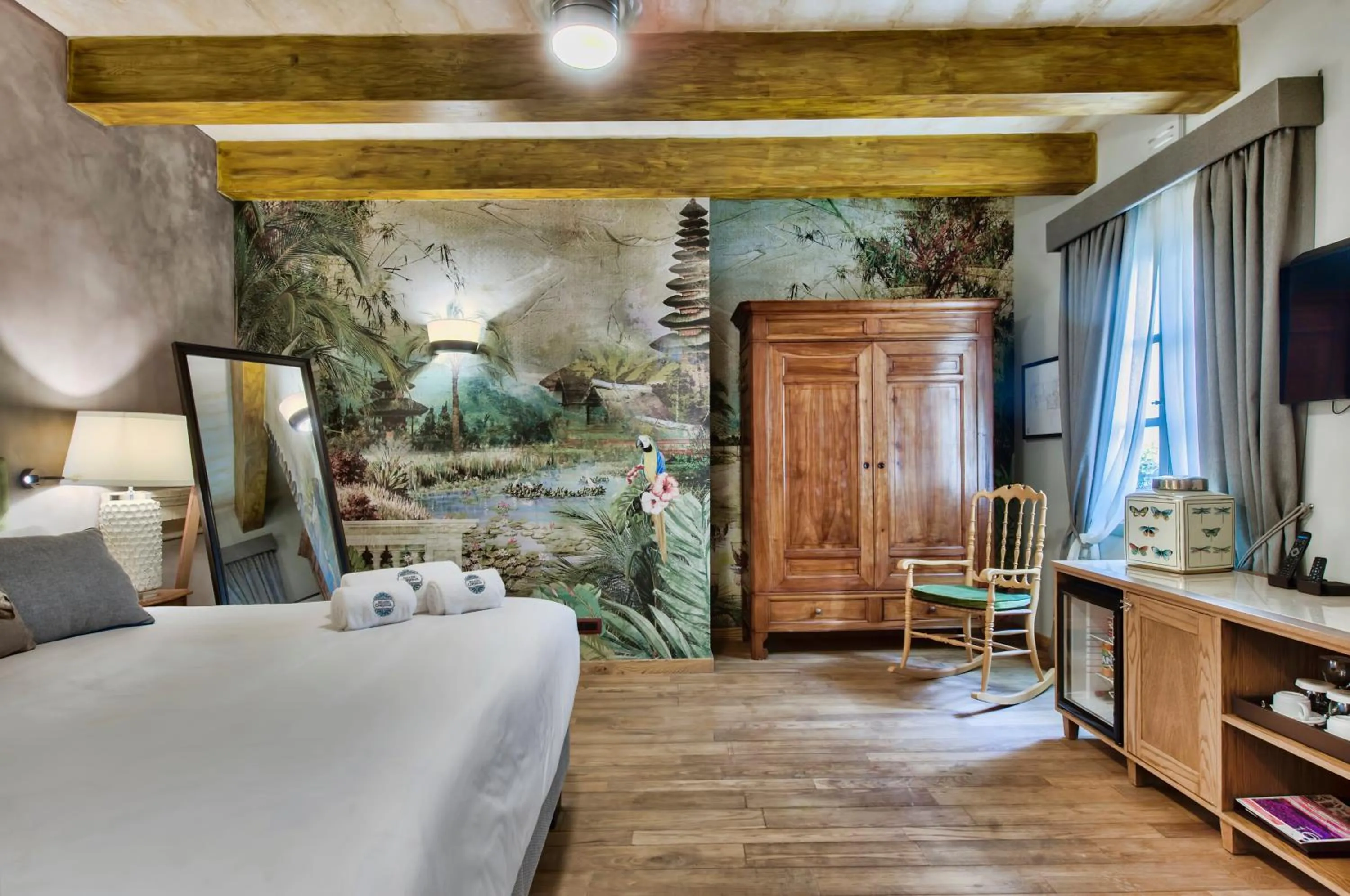 Photo of the whole room, Bed in Palazzo Consiglia - IK Collection