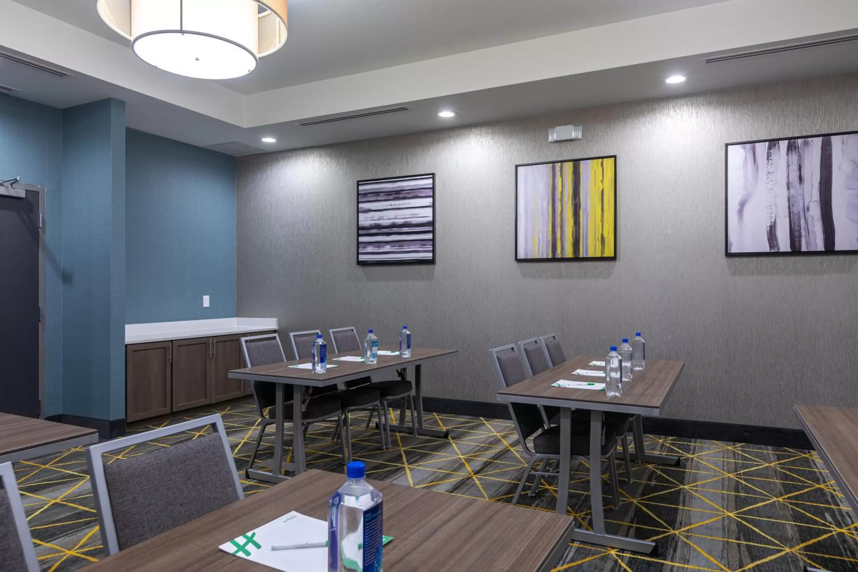 Meeting/conference room, Restaurant/Places to Eat in Holiday Inn Greenville - Woodruff Road, an IHG Hotel