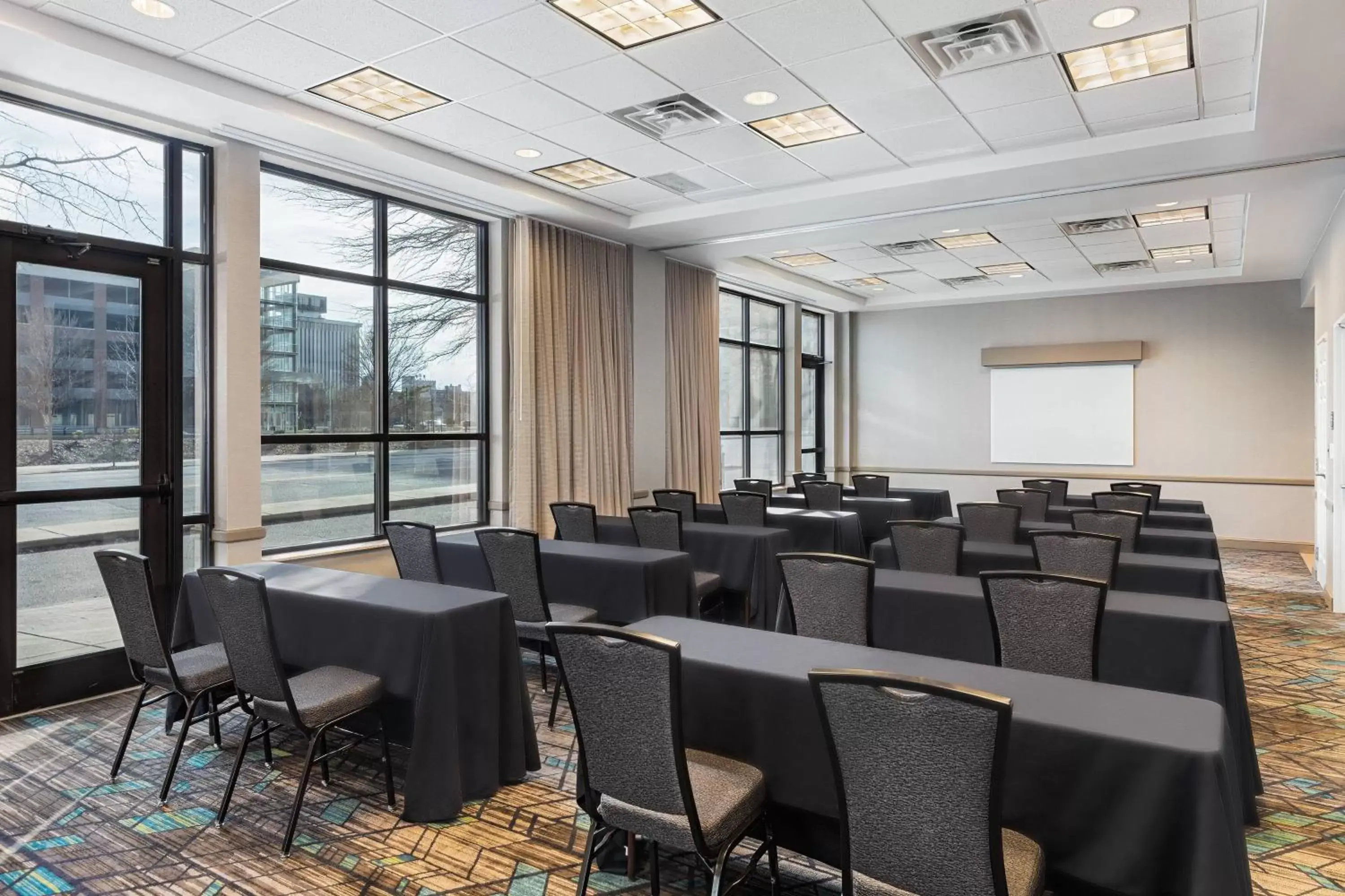 Meeting/conference room in Residence Inn Louisville Downtown