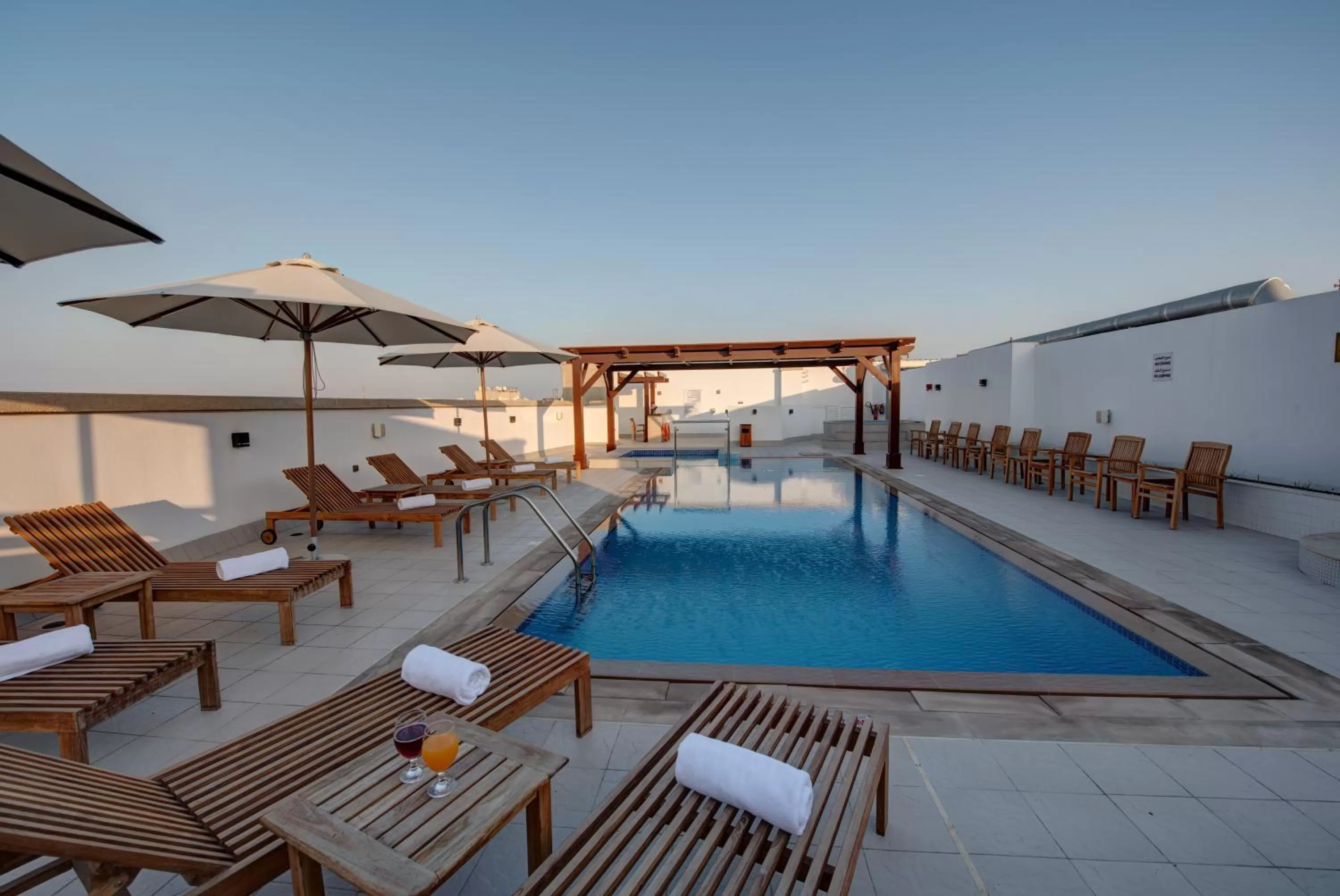 Swimming pool in Center Hotel Sharjah
