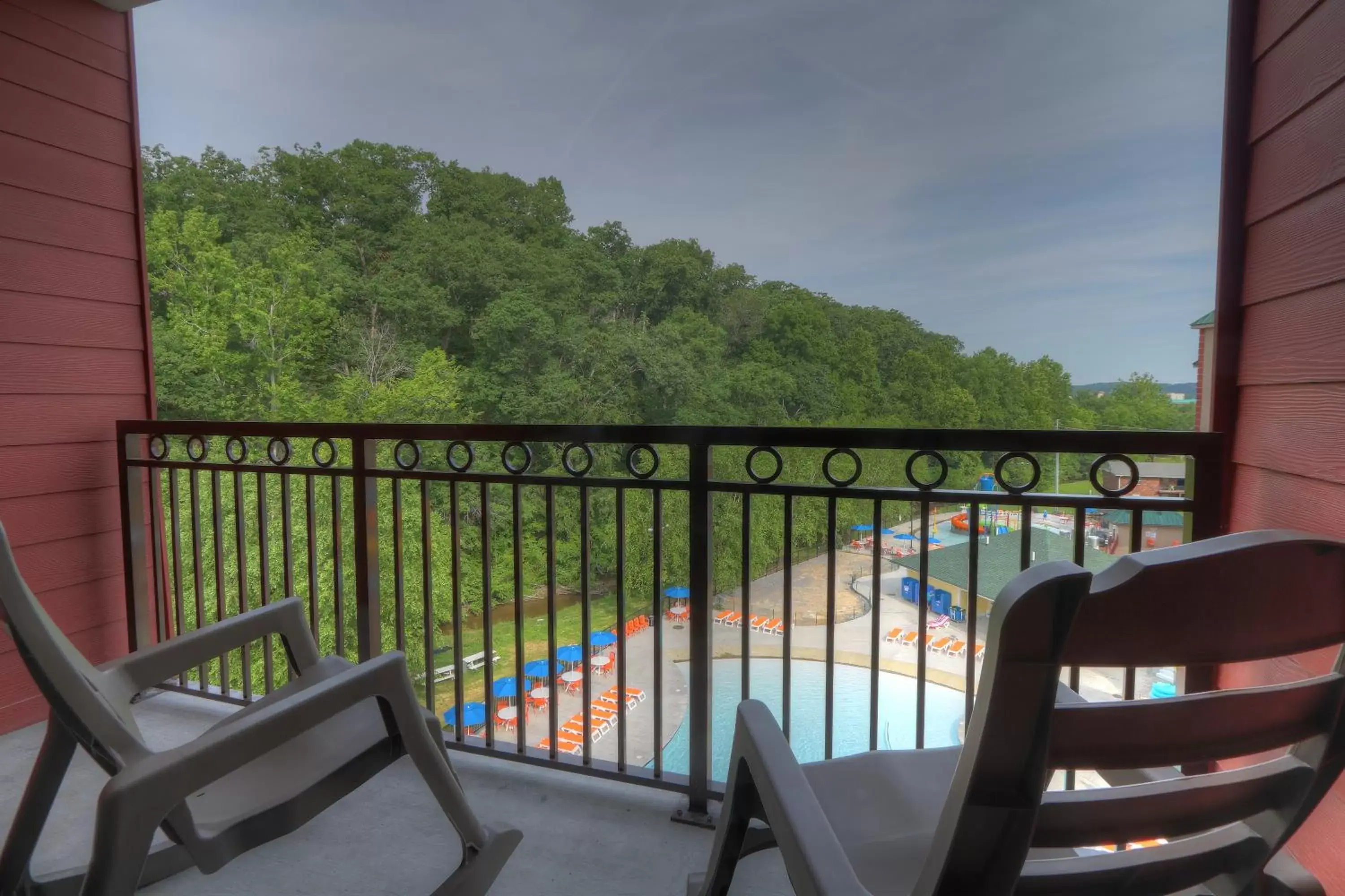 Balcony/Terrace in Country Cascades Waterpark Resort