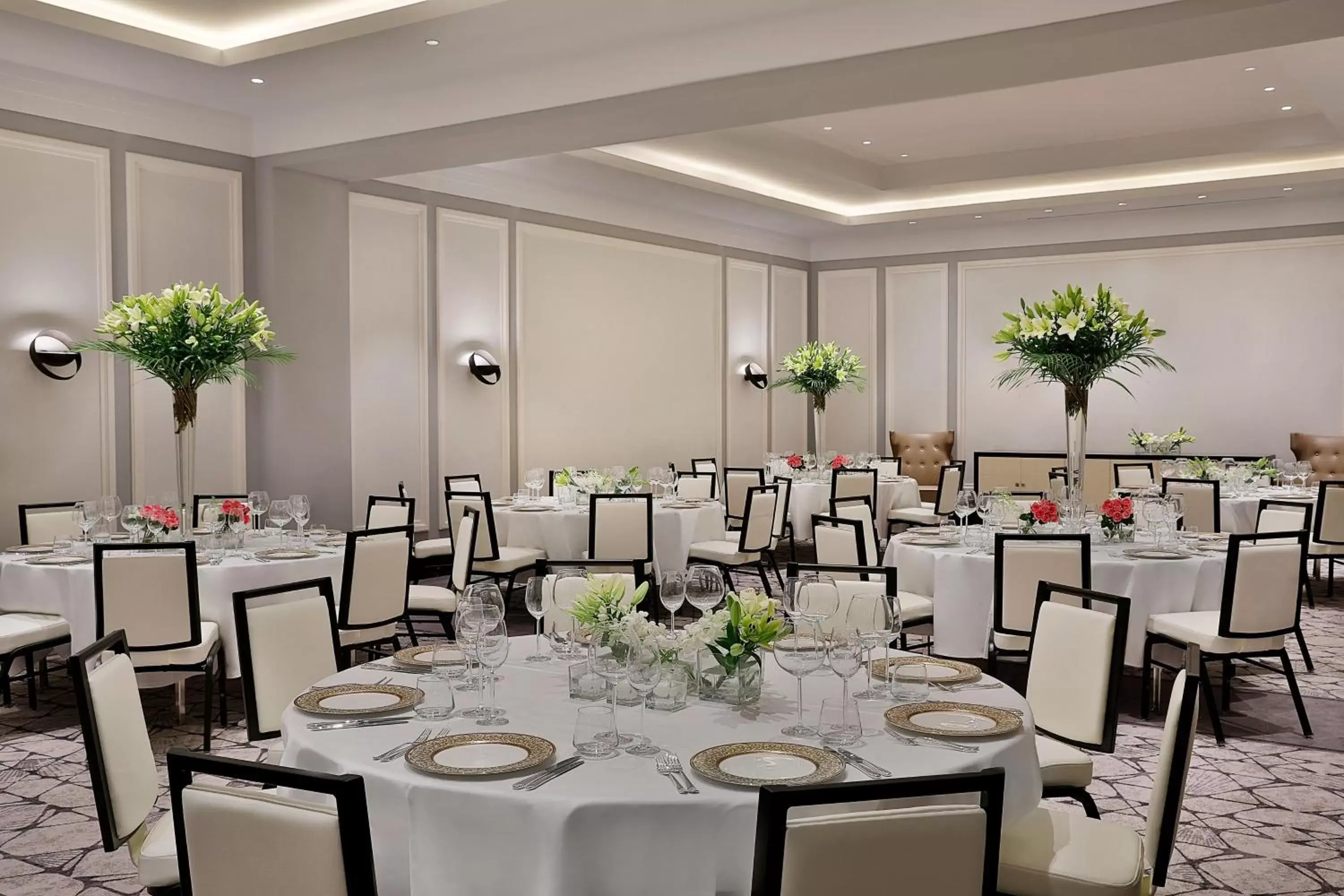 Meeting/conference room, Restaurant/Places to Eat in The St. Regis Amman