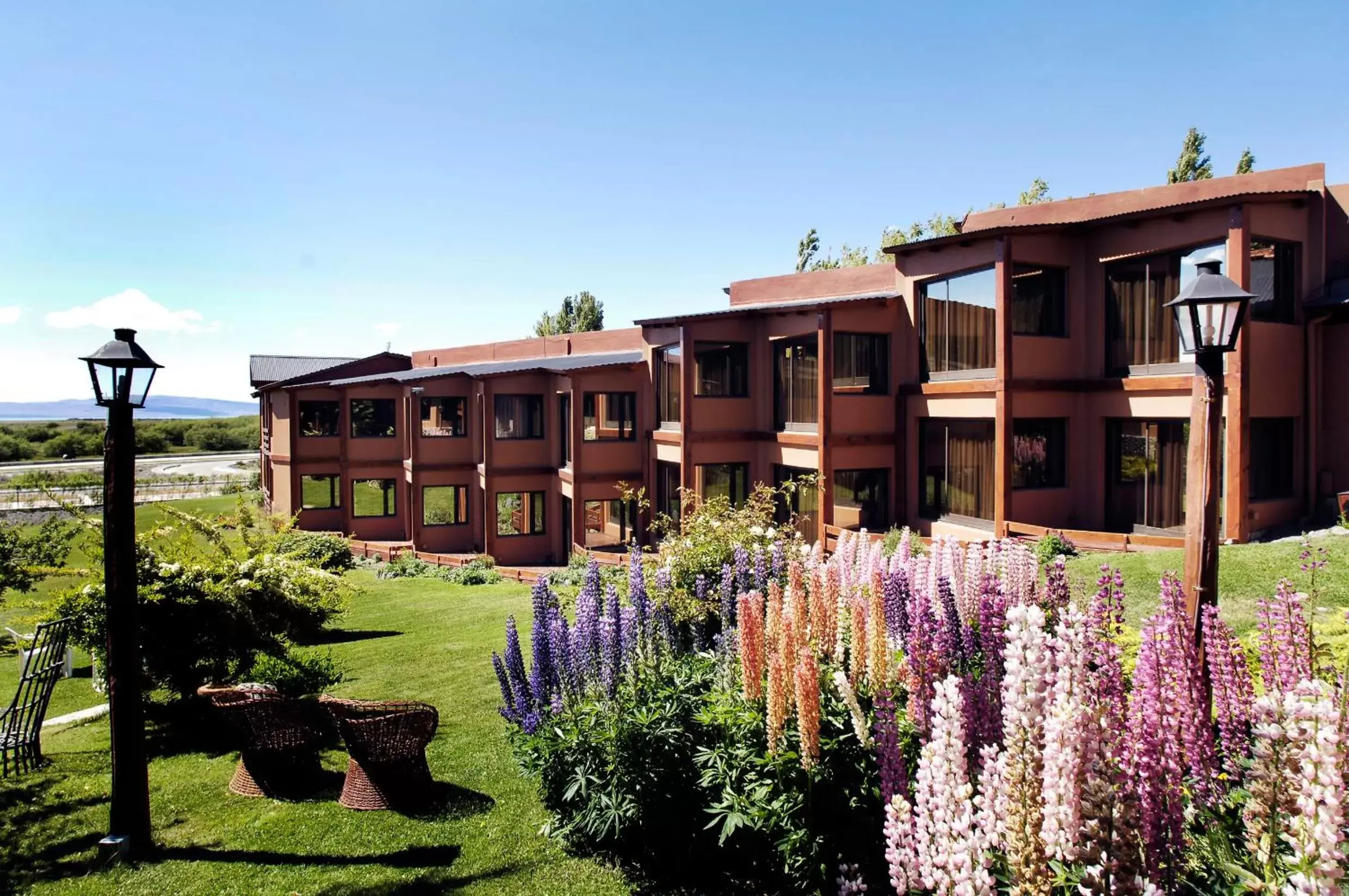 Facade/entrance, Property Building in Sierra Nevada