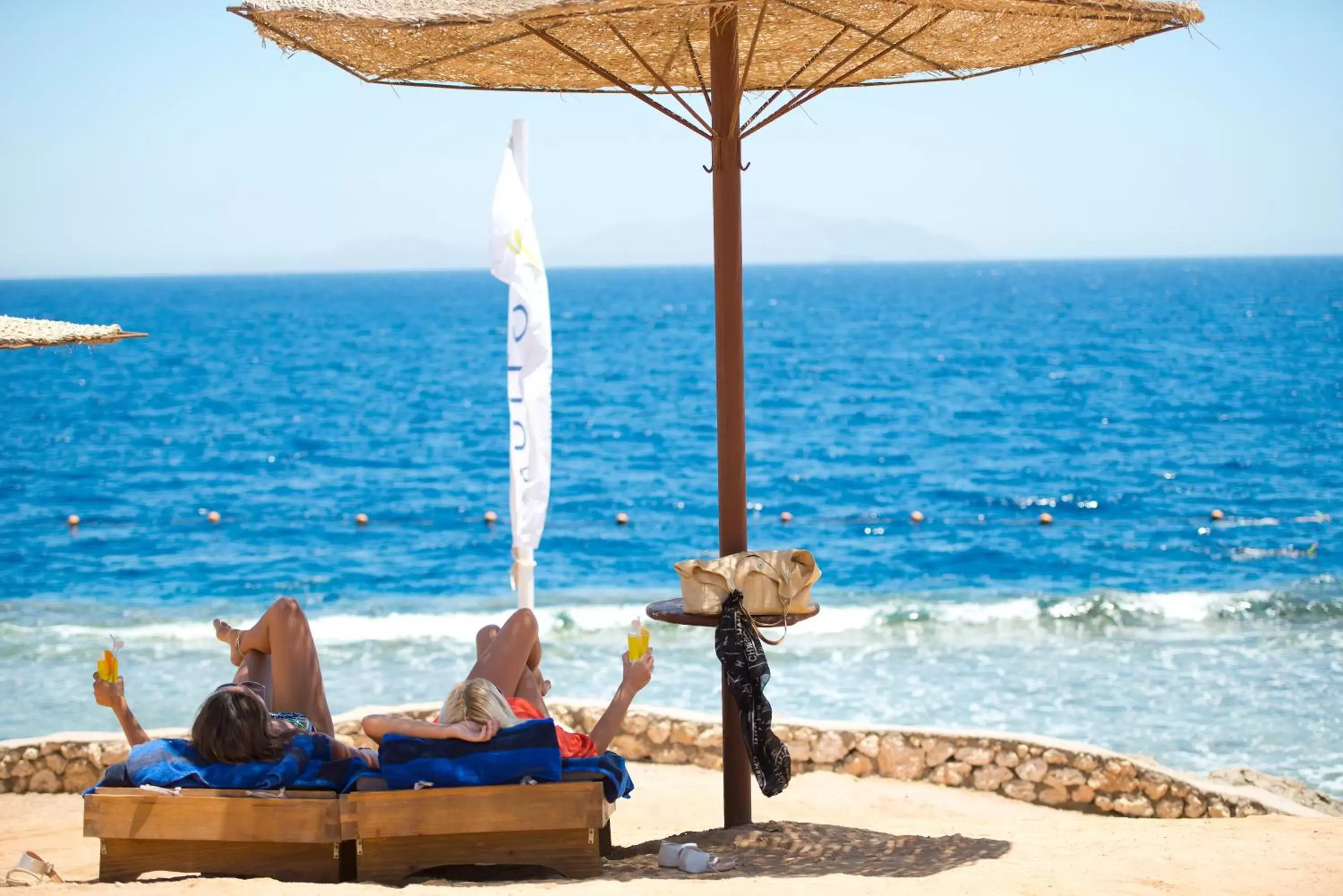 Beach in Amphoras Beach