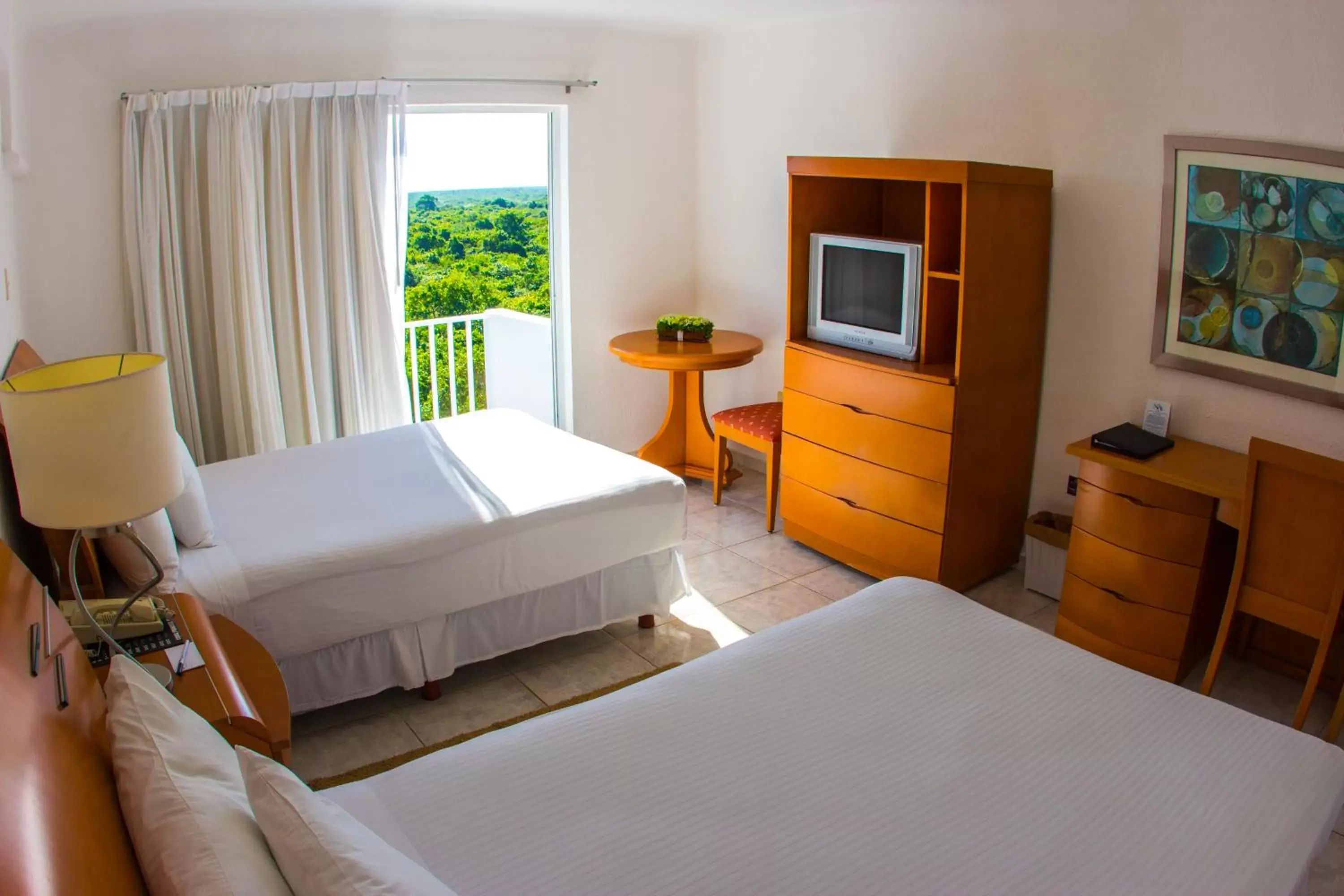 Bedroom, Bed in Coral Princess Hotel & Dive Resort