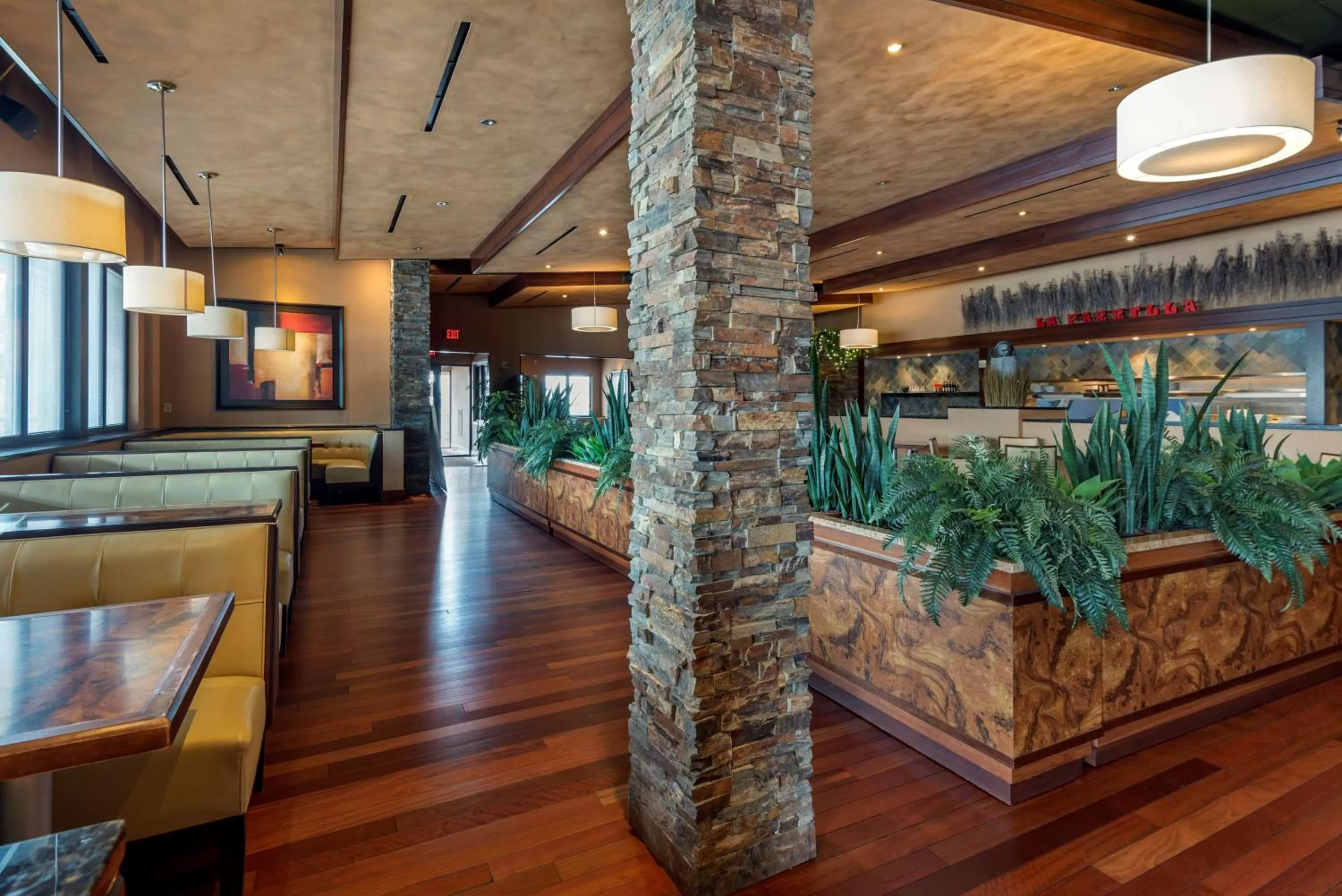 Restaurant/places to eat in Best Western Plus Oswego Hotel and Conference Center