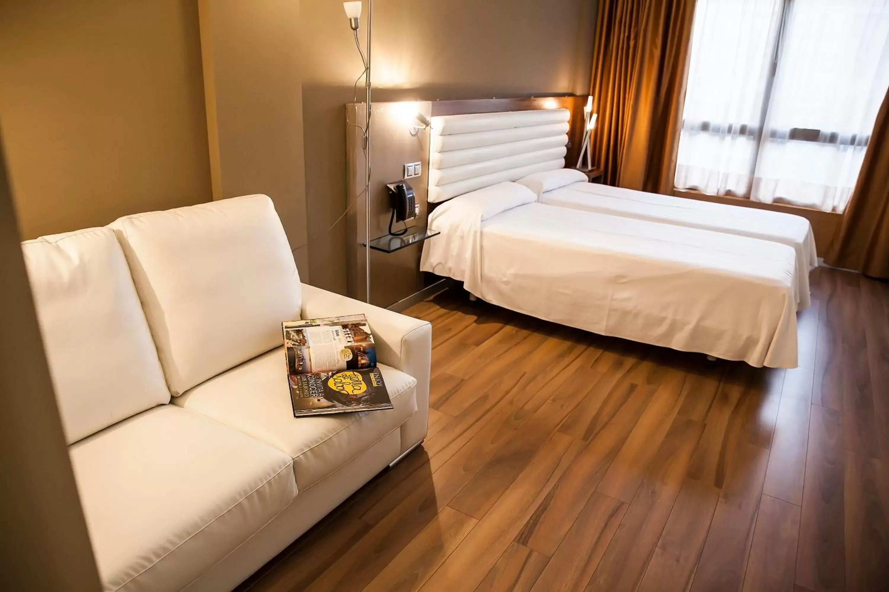 Photo of the whole room, Bed in Hotel Duero