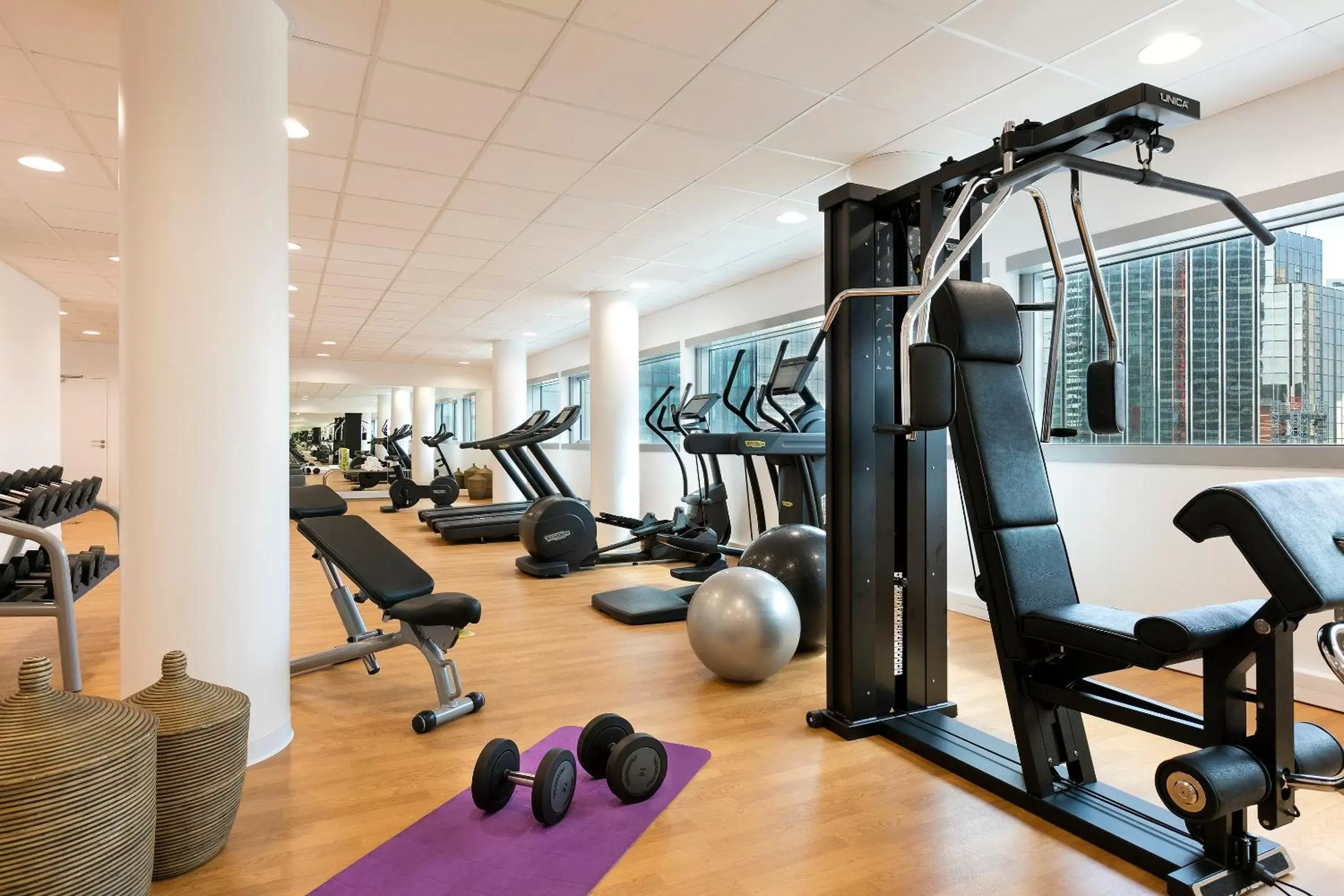 Fitness centre/facilities in Melia Paris La Defense Fitness centre/facilities in Melia Paris La Defense