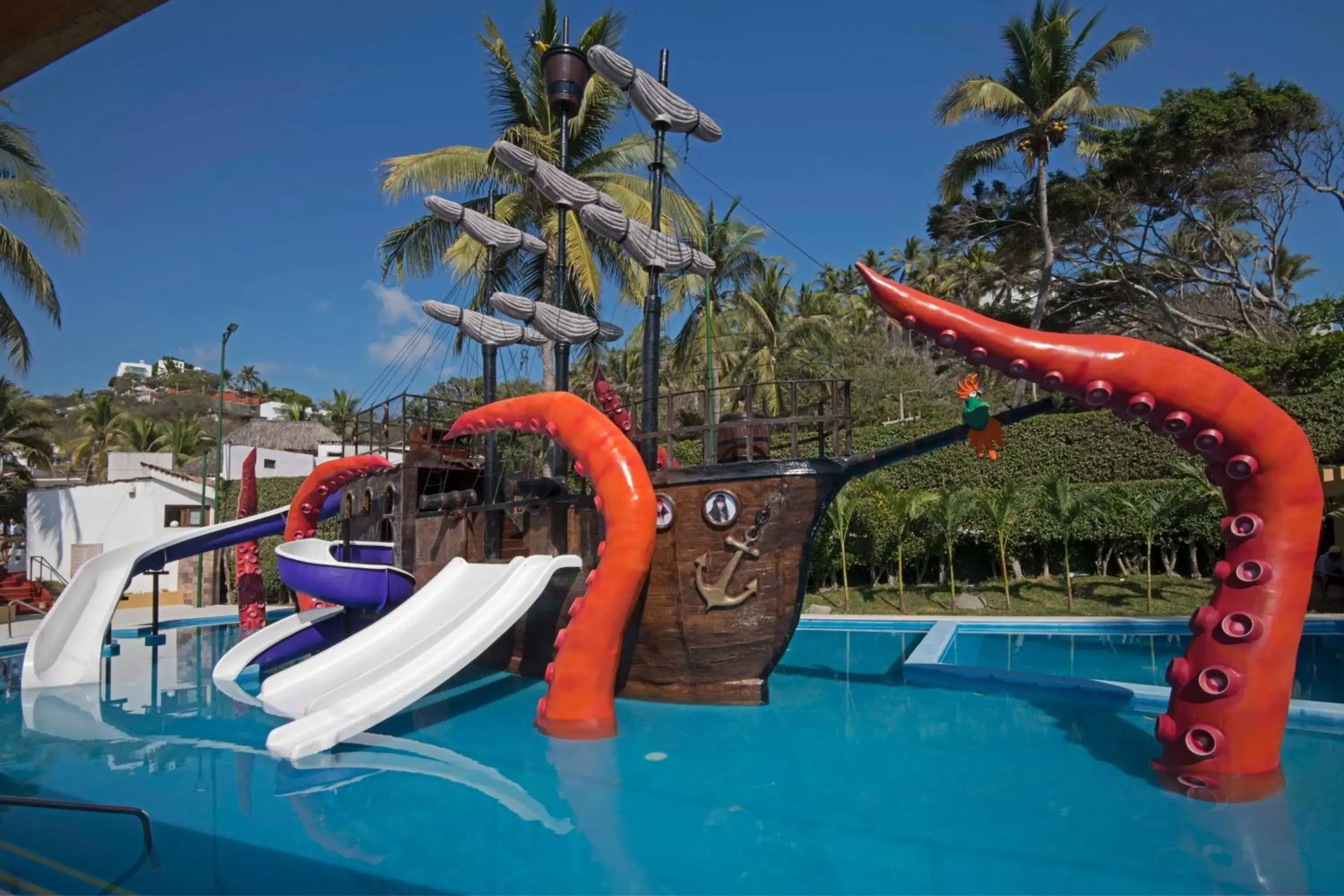 Aqua park, Water Park in Vista Playa de Oro Manzanillo