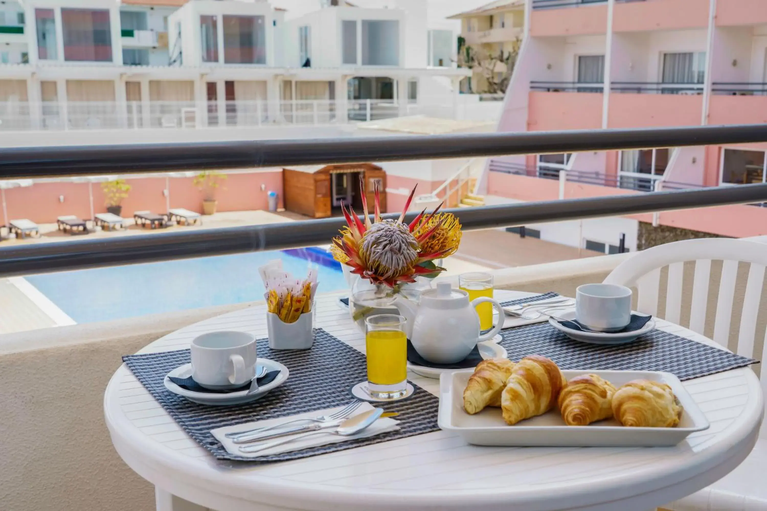 Breakfast in Luna Hotel da Oura