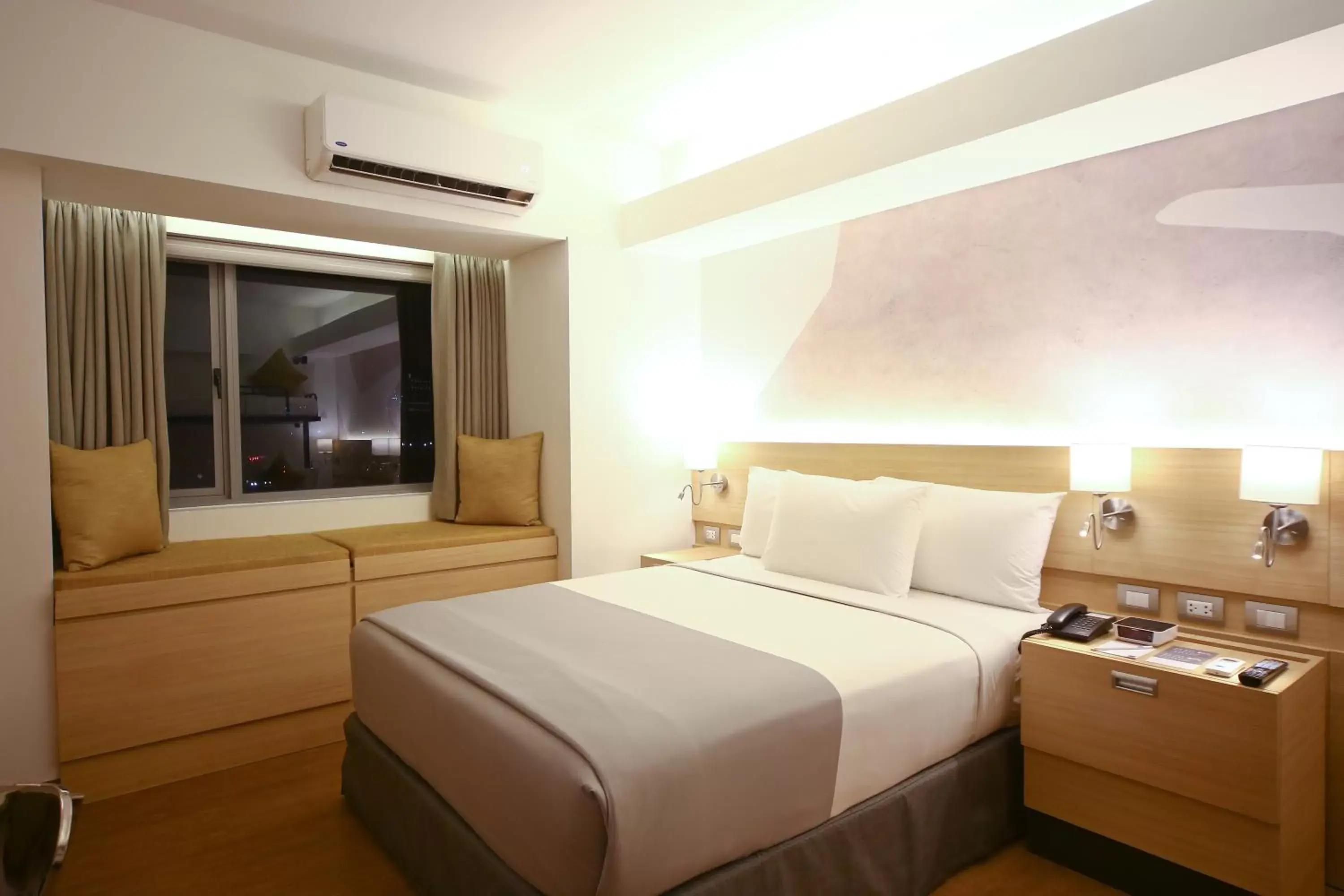 Bed in TRYP by Wyndham Mall of Asia Manila