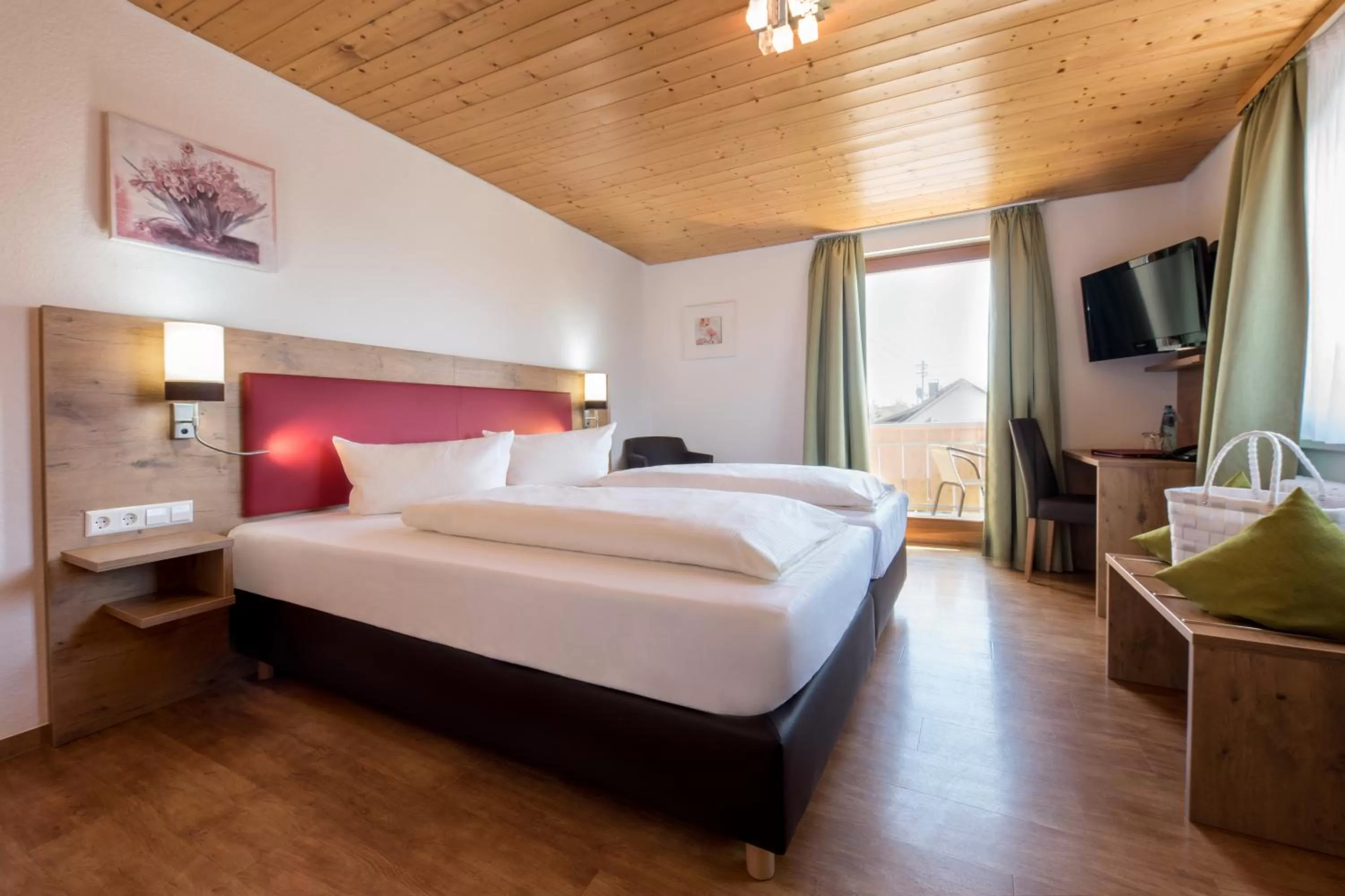 Bed in Wellnesshotel Sonnenhof & Sonnhalde