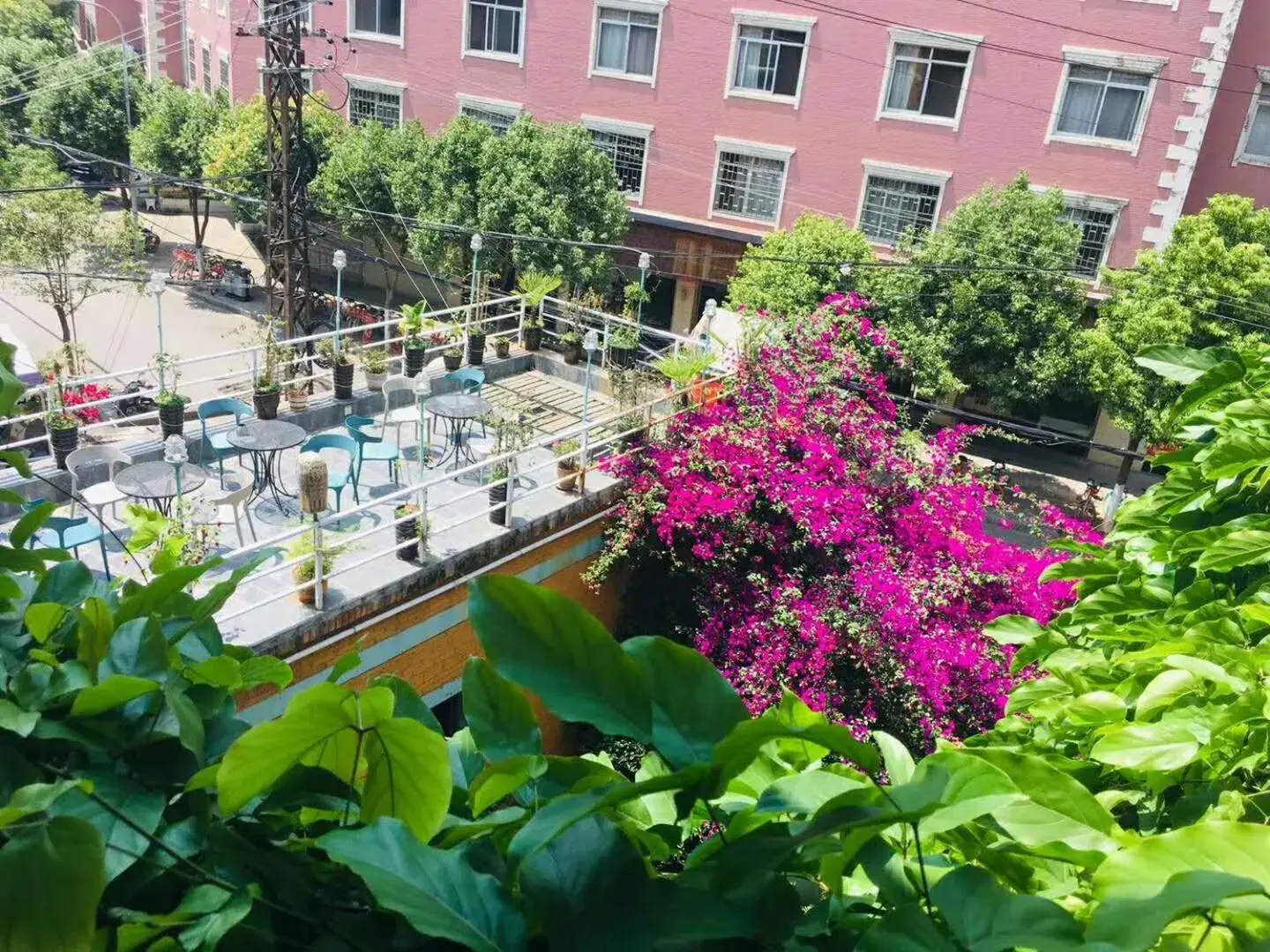 Balcony/Terrace in Kunming Cloudland International Youth Hostel