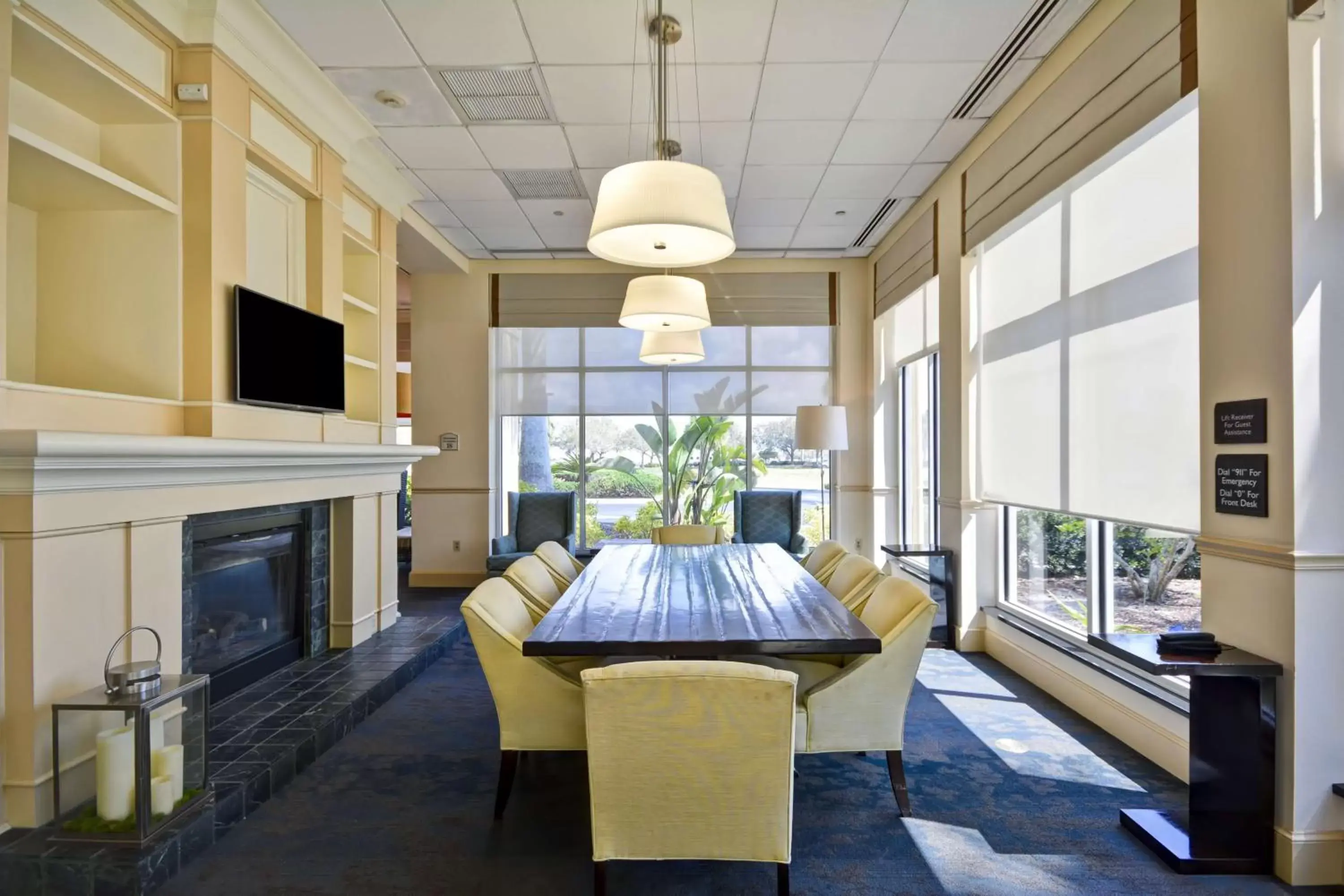Lobby or reception in Hilton Garden Inn Sarasota-Bradenton Airport