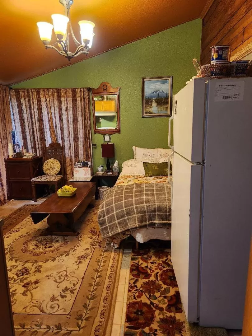 Bed in Scott Creek Farm