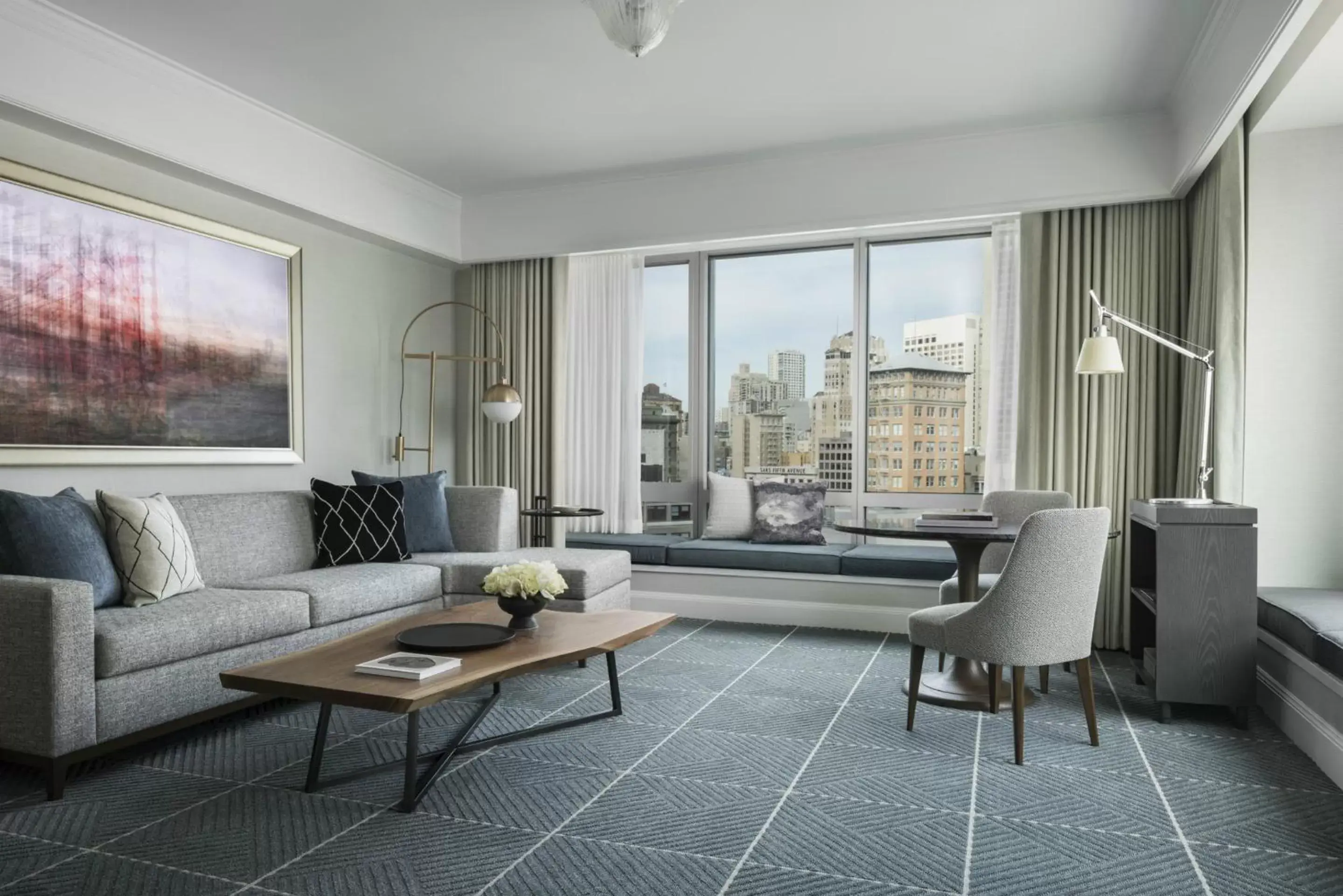 Living room, Seating Area in Four Seasons Hotel San Francisco